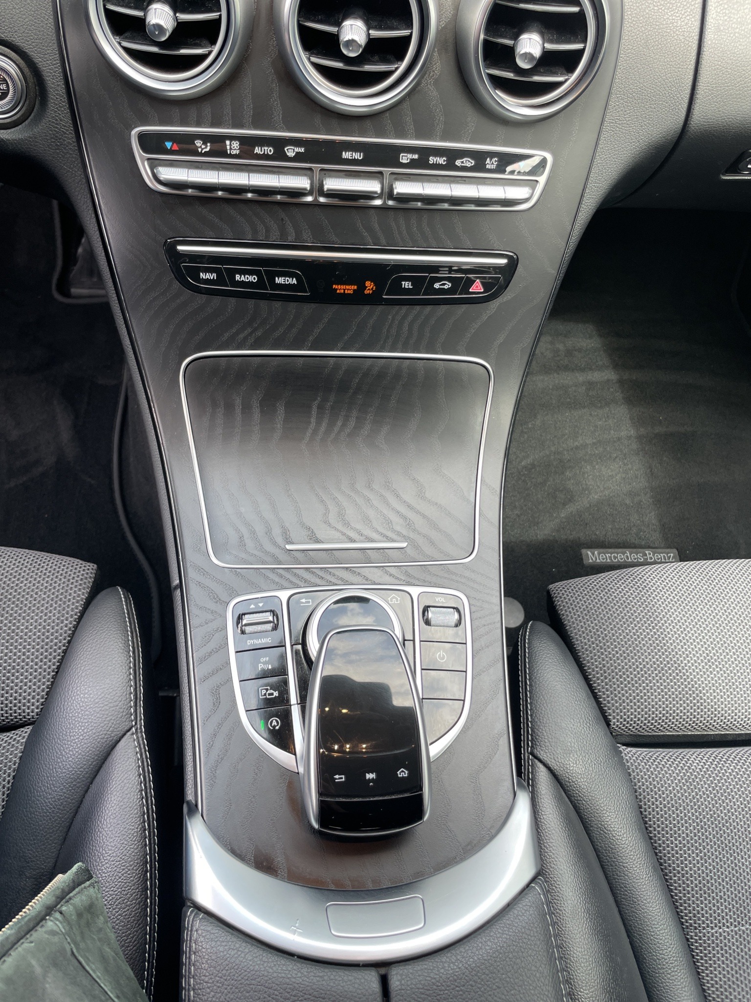 MERCEDES-BENZ C 180 Avantgarde 9G-Tronic-image-12