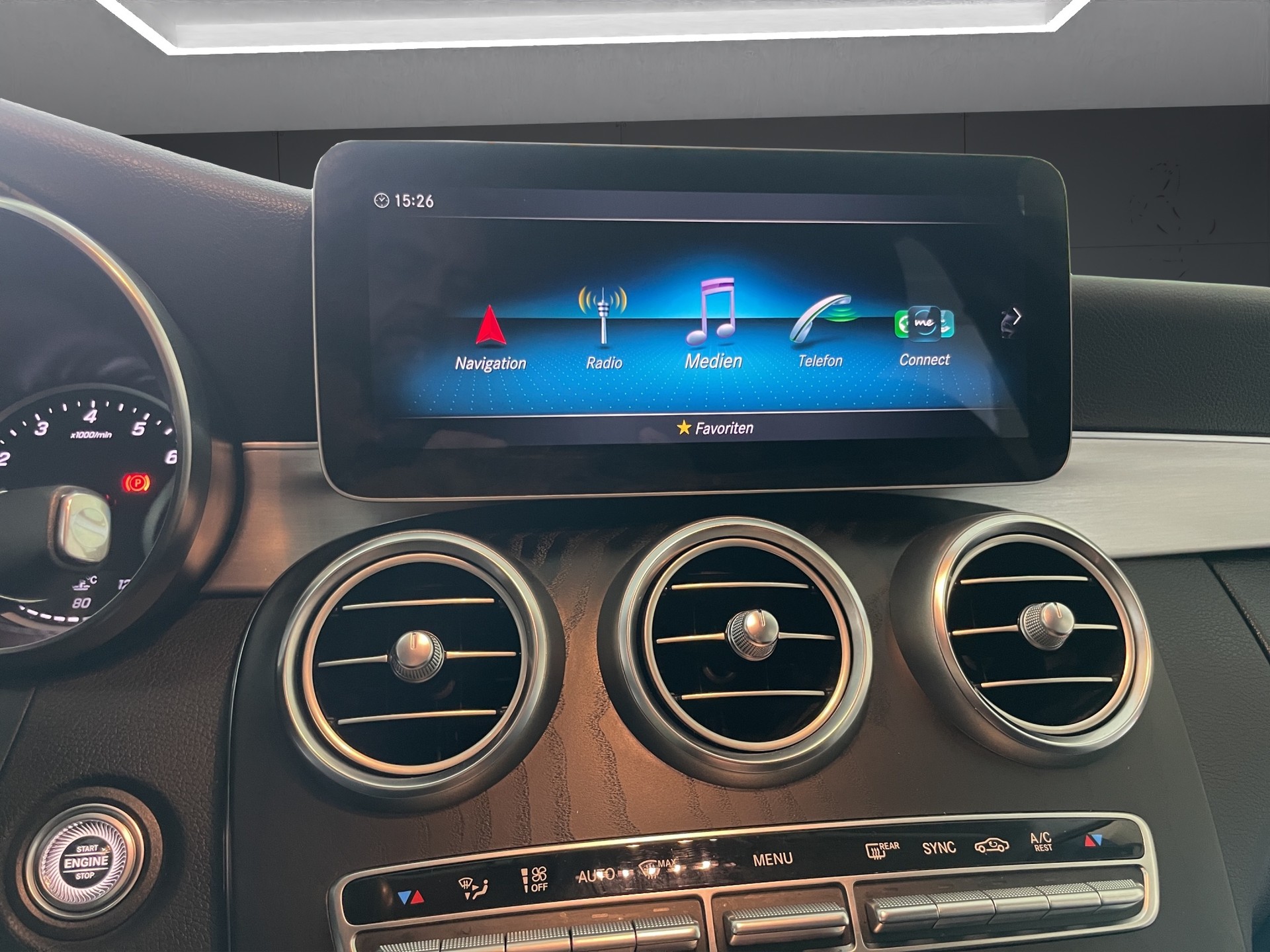 MERCEDES-BENZ C 180 Avantgarde 9G-Tronic-image-11