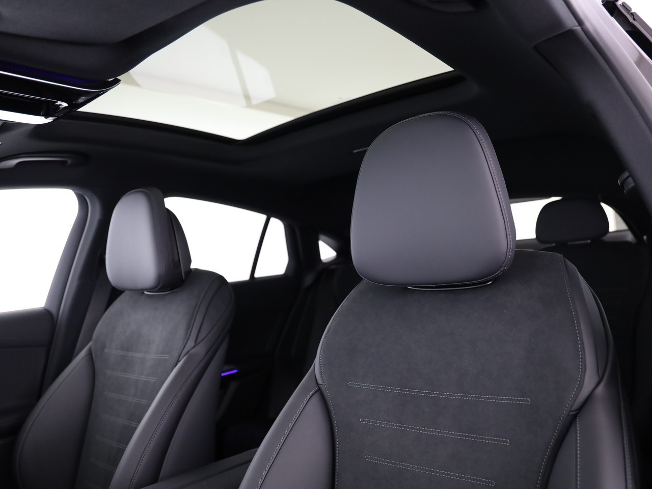 MERCEDES-BENZ GLC Coupé 300 4Matic 9G-Tronic-image-6