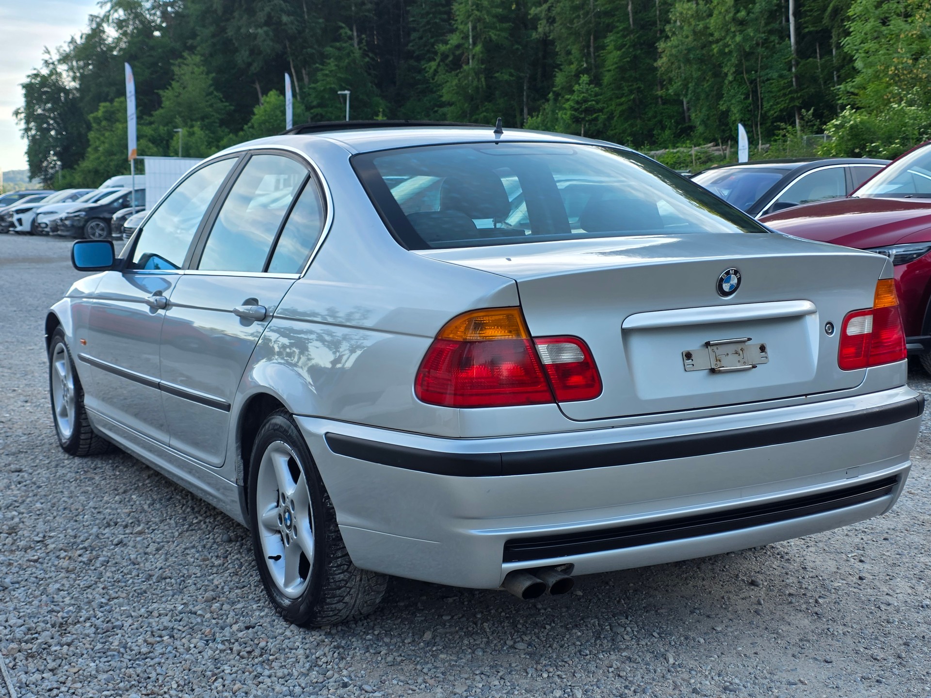 BMW 328i *** Frisch ab MFK / Frisch ab Service / Gratis Lieferung ***-showroom-element-2