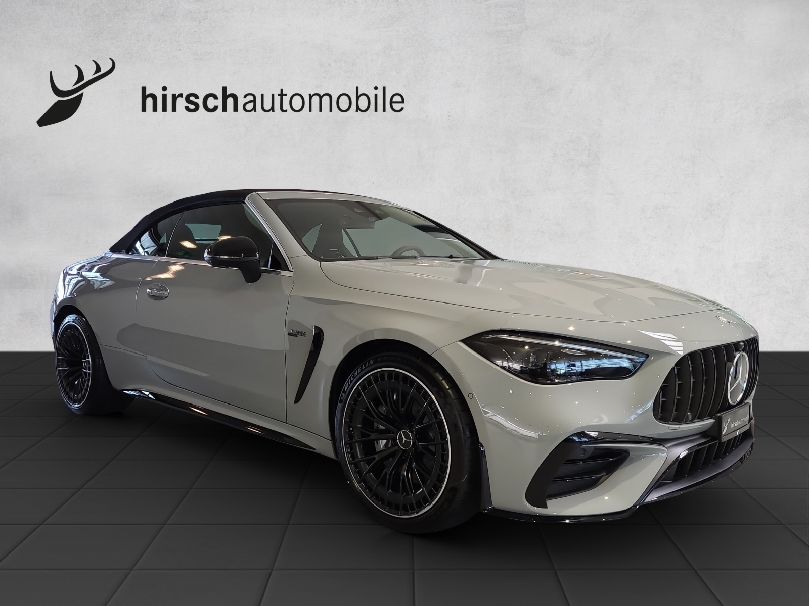 MERCEDES-BENZ CLE AMG 53 Cabrio 4Matic+ 9G-Tronic-image-4