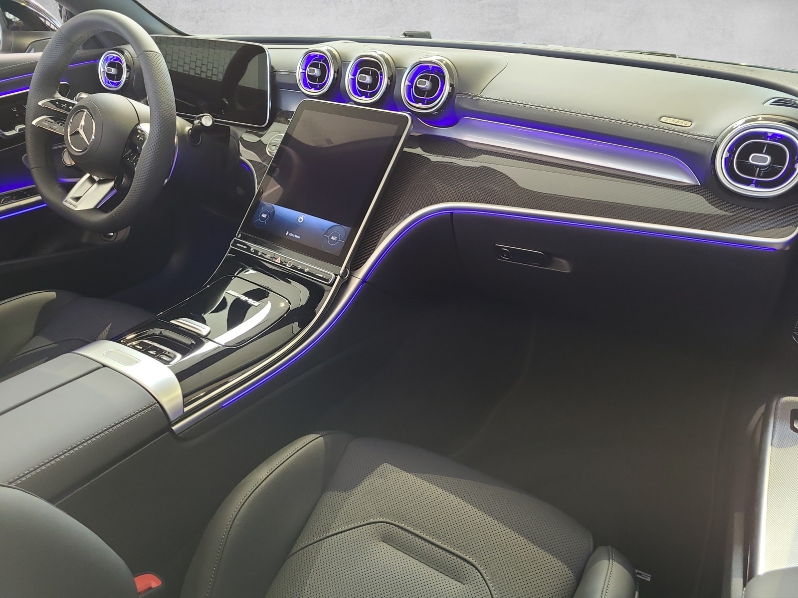 MERCEDES-BENZ CLE AMG 53 Cabrio 4Matic+ 9G-Tronic-image-14