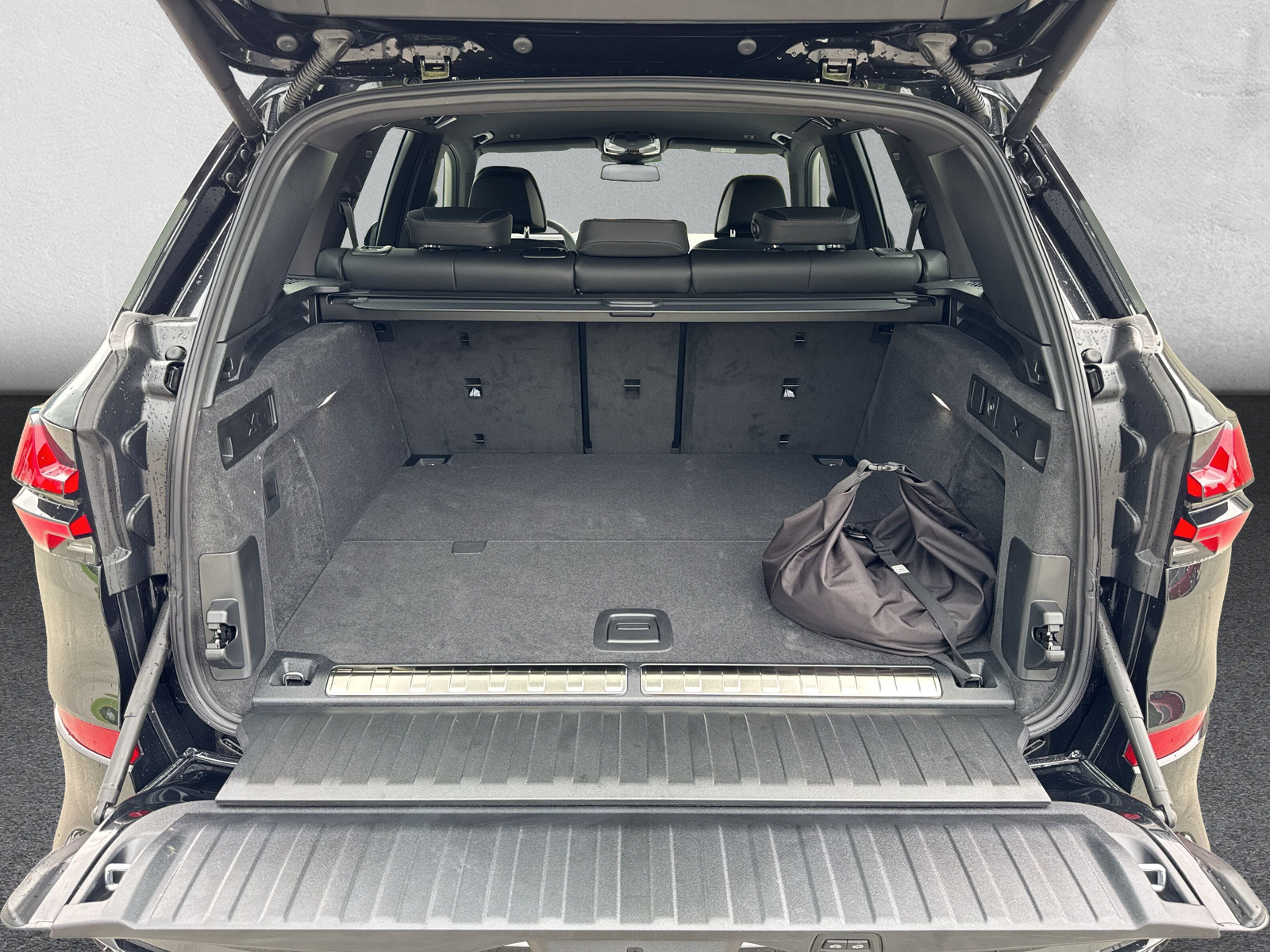BMW X5 xDrive 50e M Sport Pro Steptronic-image-9