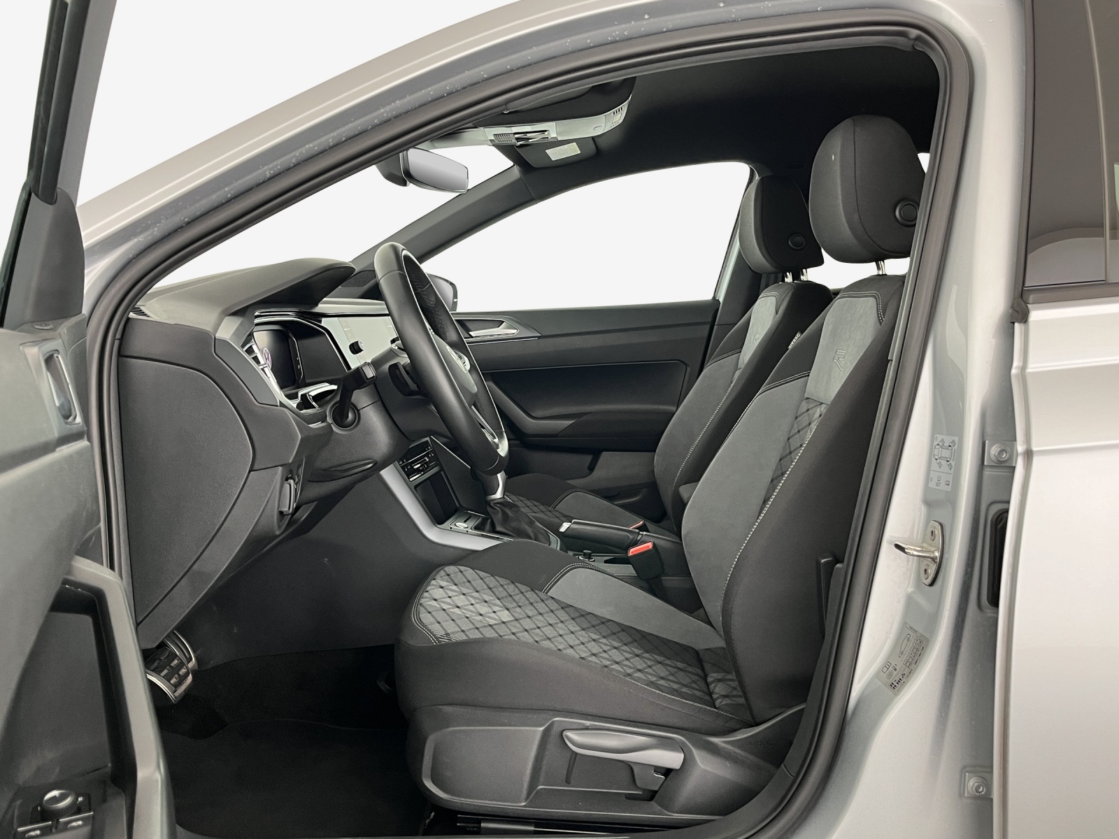 VW Polo 1.0 TSI R-Line DSG-image-7