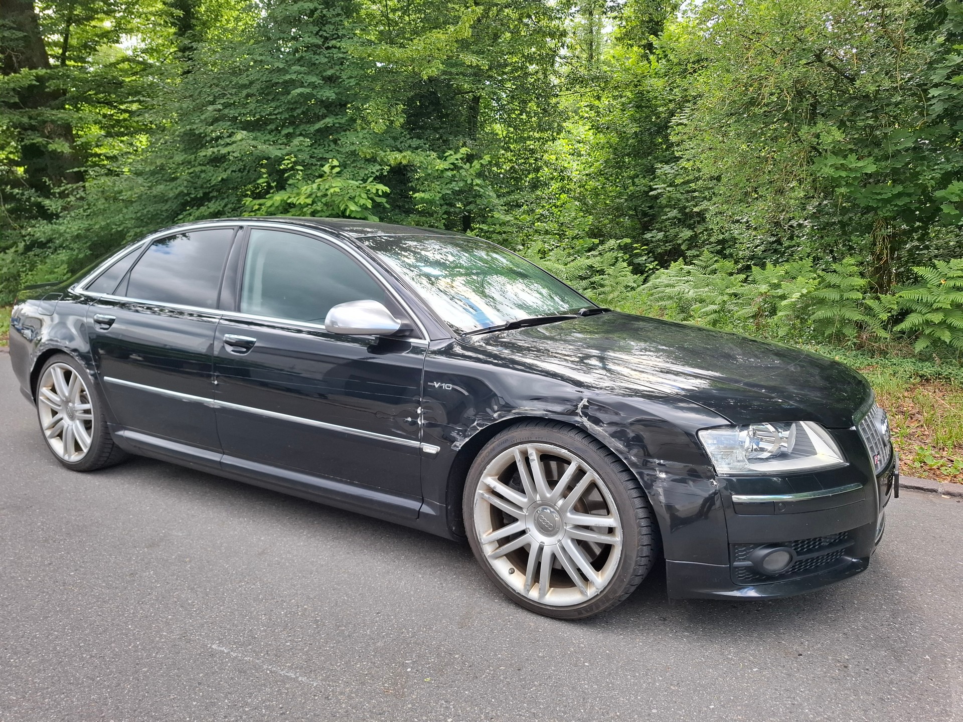 AUDI S8 5.2 V10 quattro tiptronic-image-6
