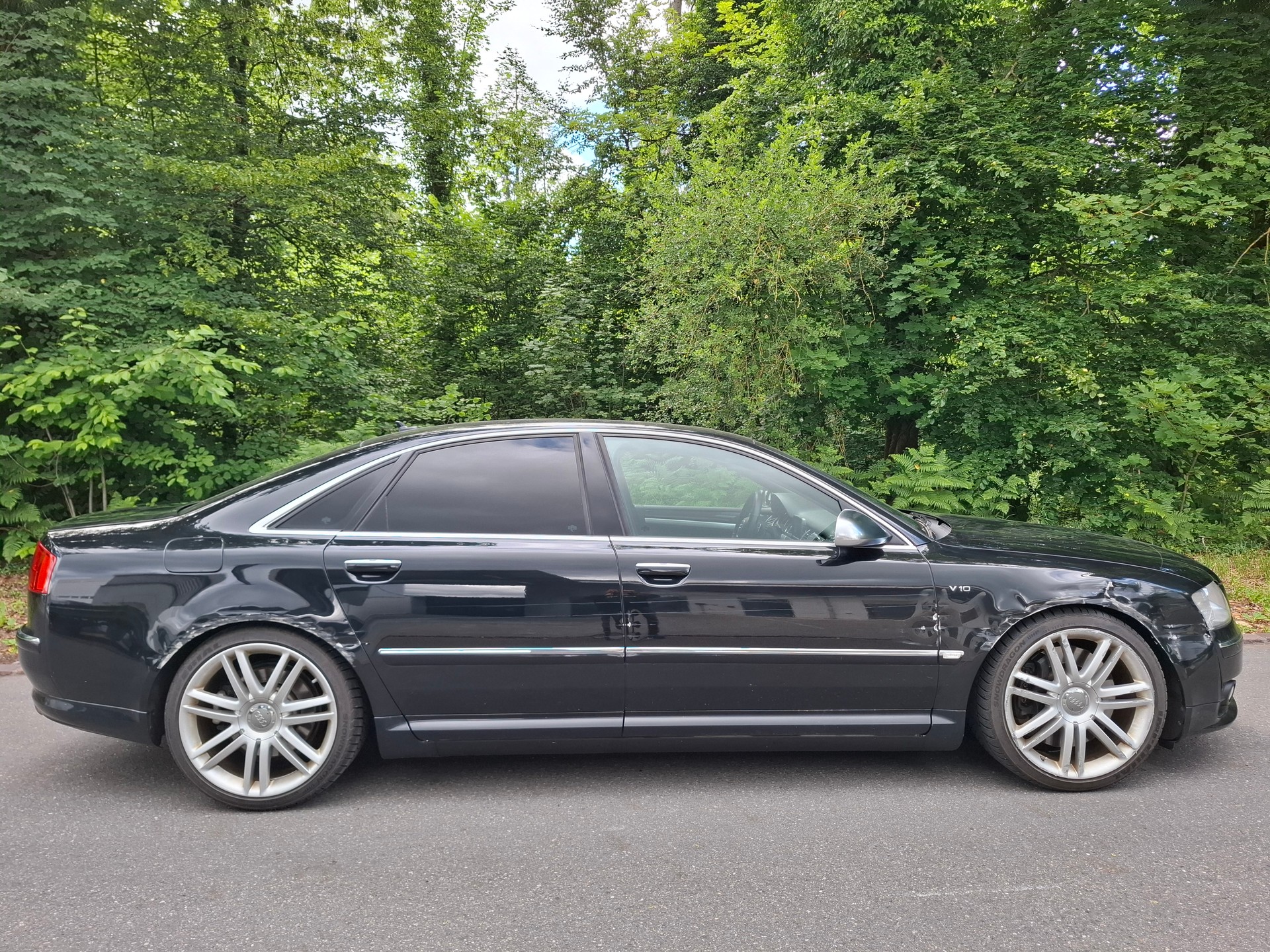 AUDI S8 5.2 V10 quattro tiptronic-showroom-element-1