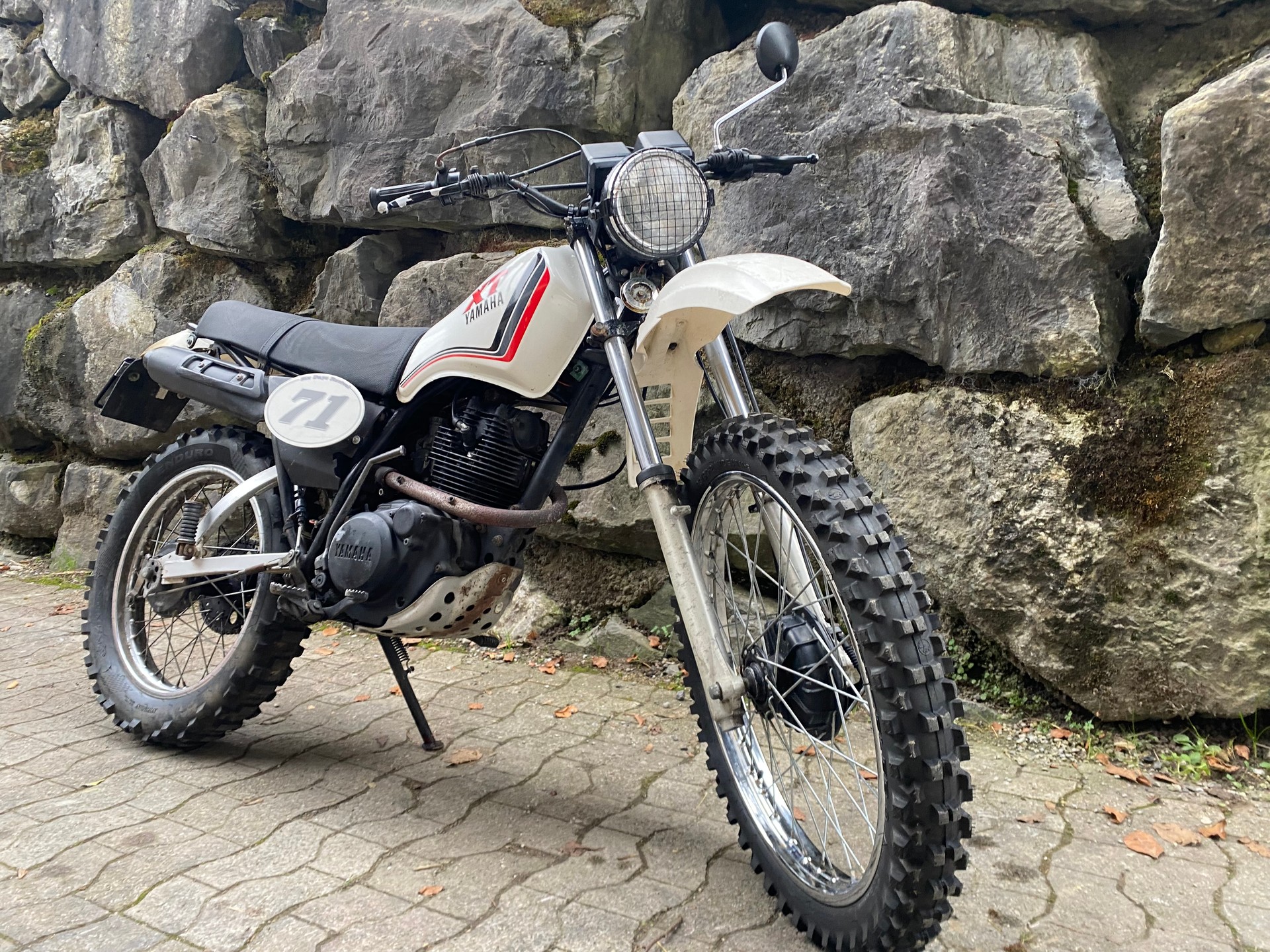 YAMAHA XT 125-image-3