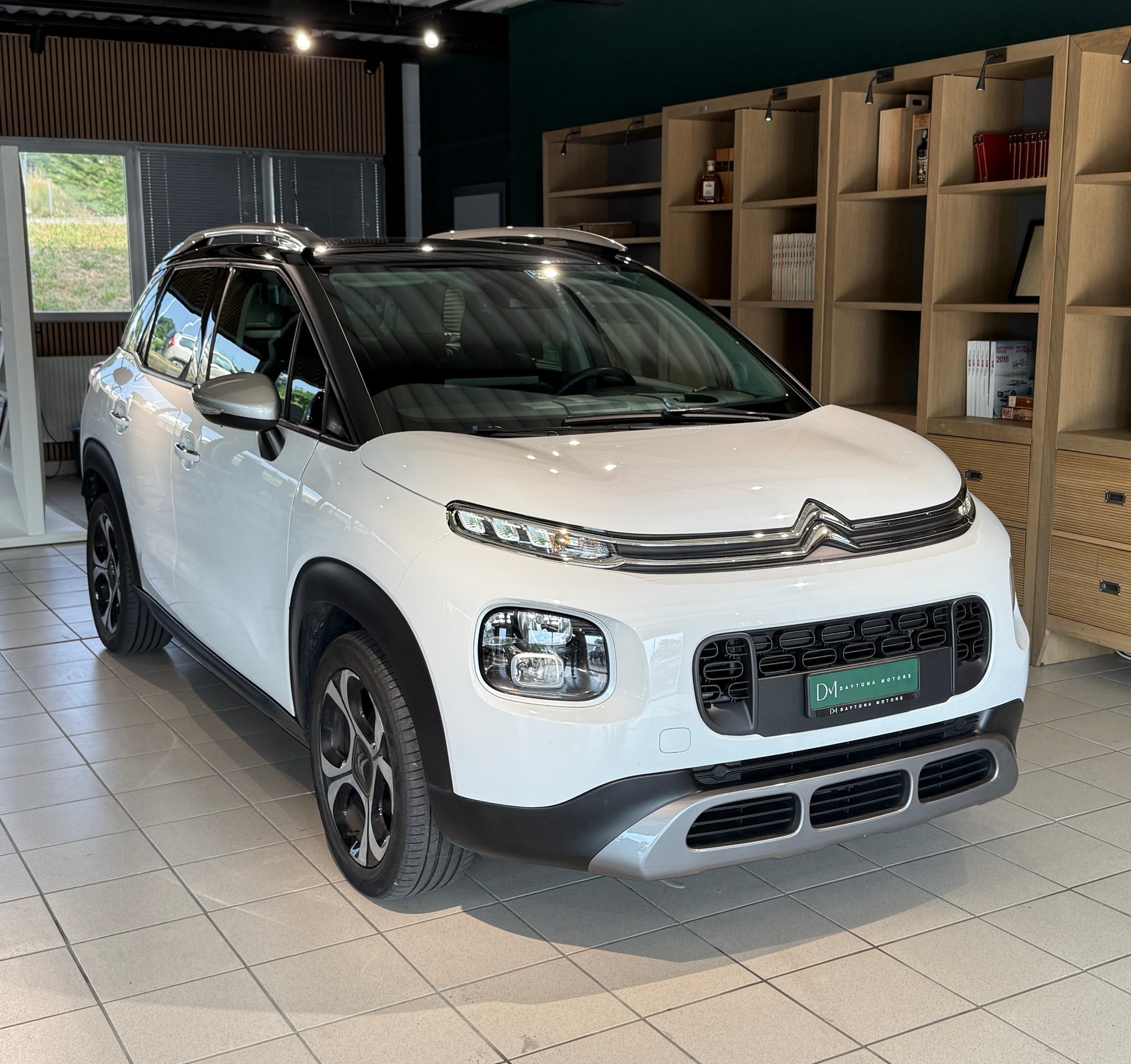 CITROEN C3 Aircross 1.2i PureTech Shine-showroom-element-1