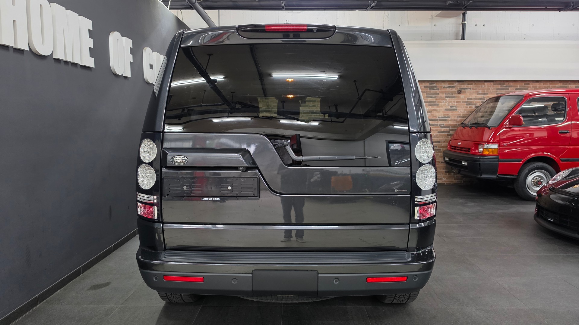 LAND ROVER Discovery 3.0 SDV6 HSE Automatic-image-6