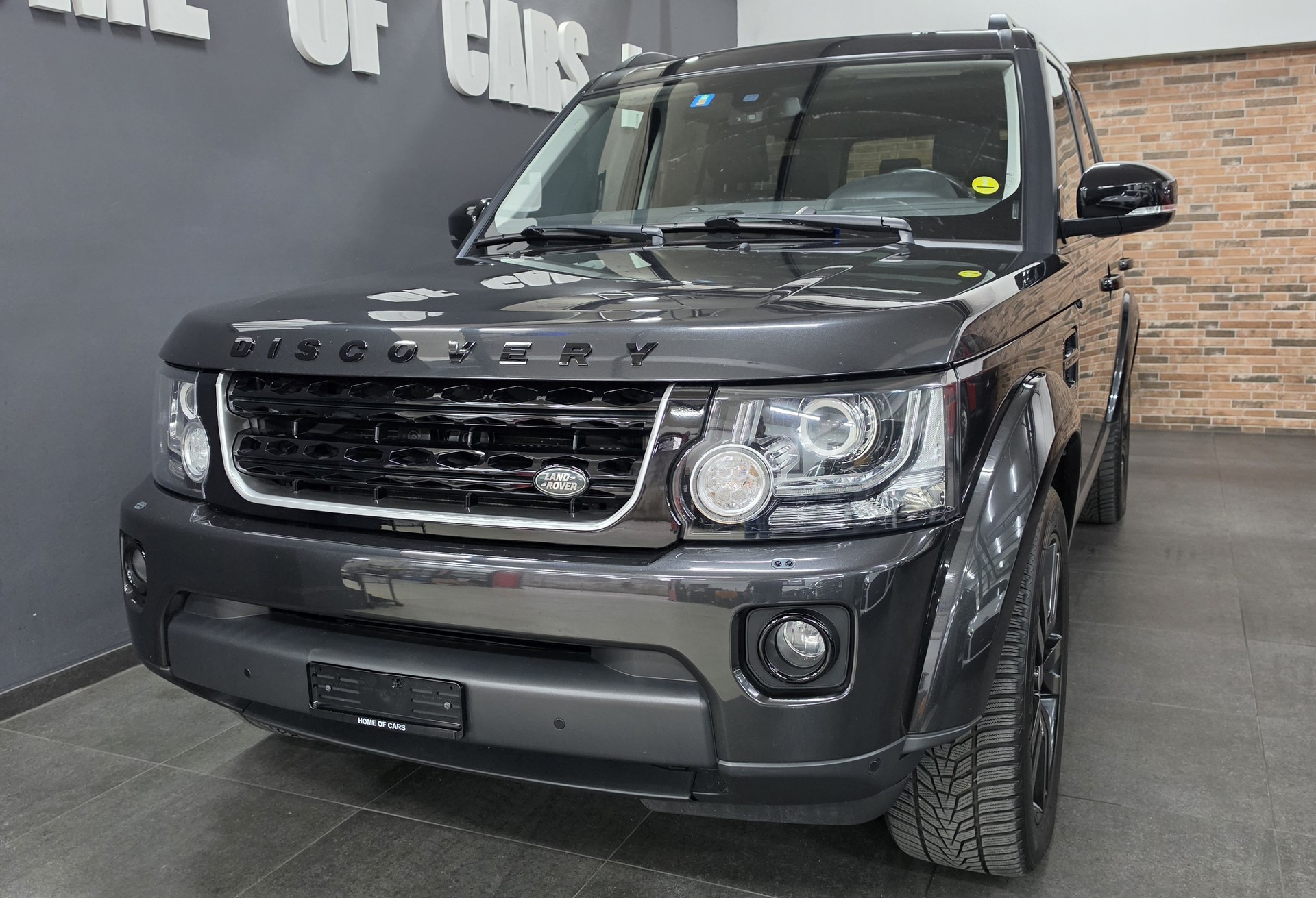 LAND ROVER Discovery 3.0 SDV6 HSE Automatic-image-16