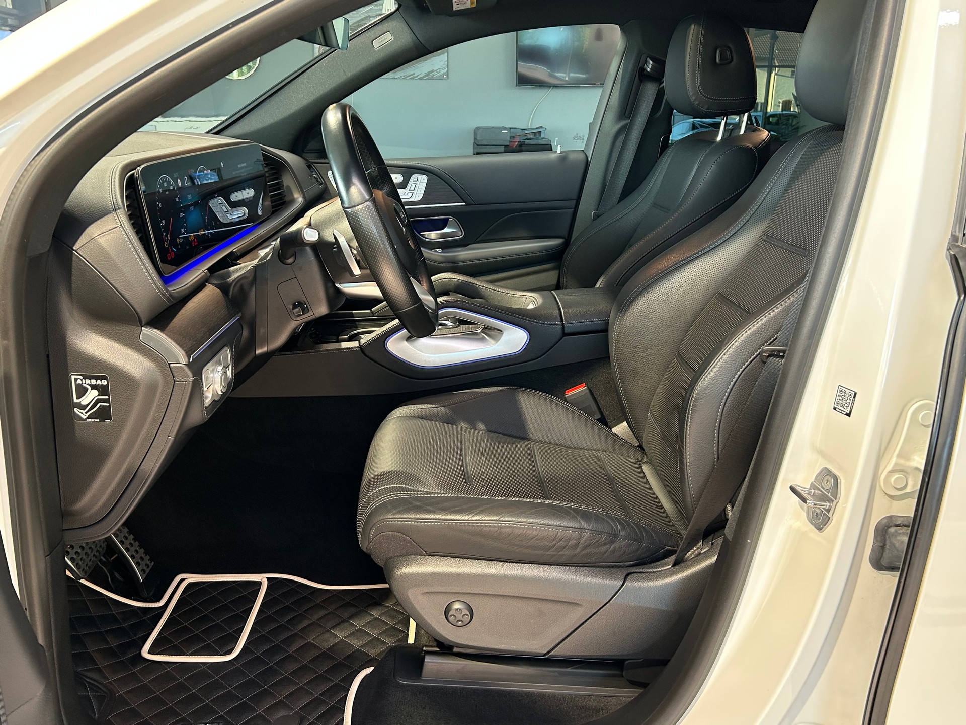 MERCEDES-BENZ GLE Coupé 400 d 4Matic 9G-Tronic-image-9