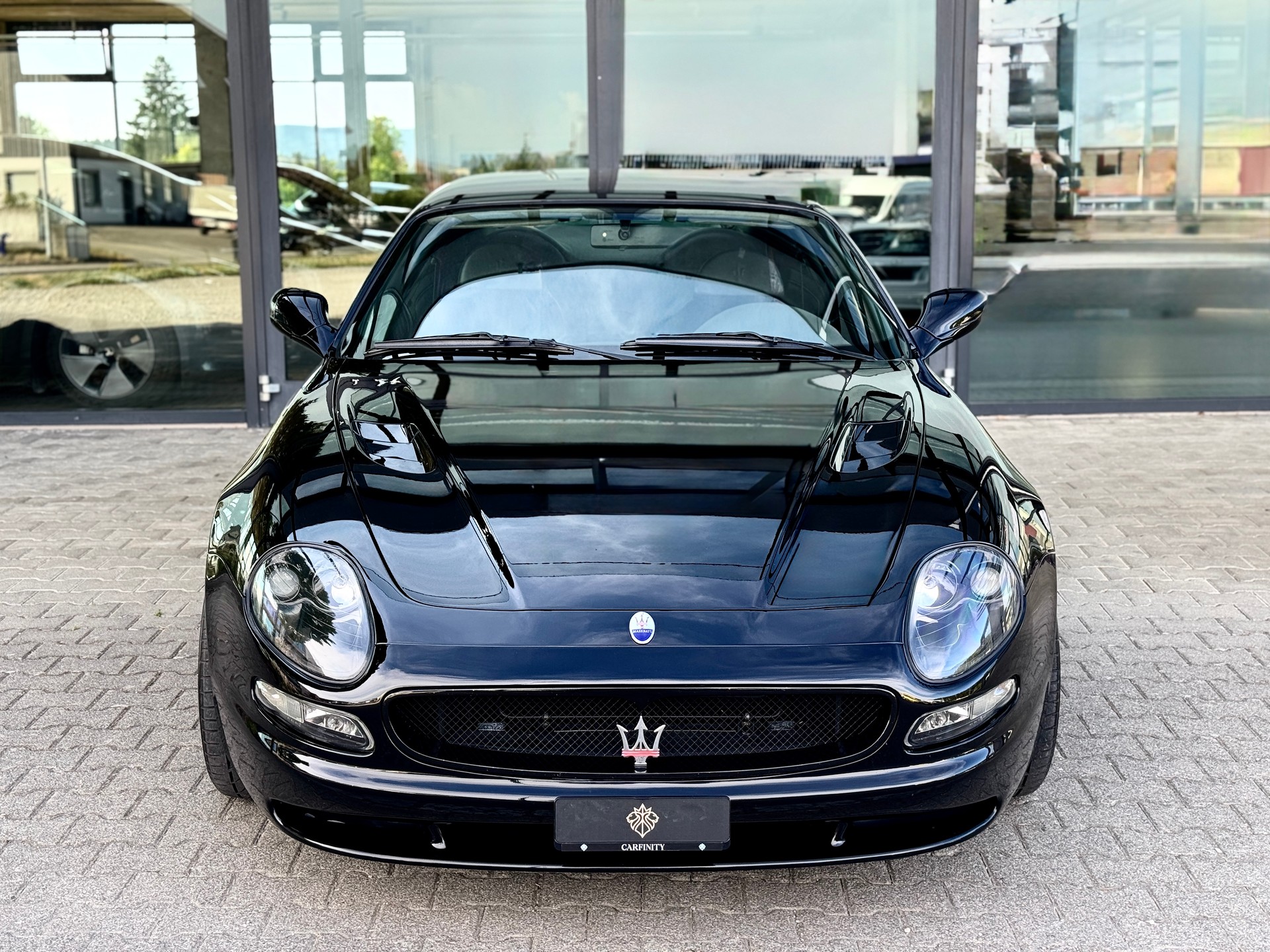 MASERATI 3200 GT-showroom-element-1