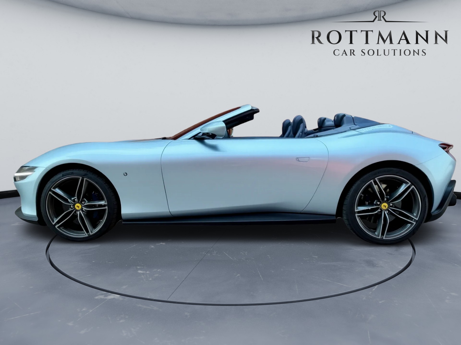 FERRARI Roma Spider 3.9 V8 T Atelier Grigio Alloy