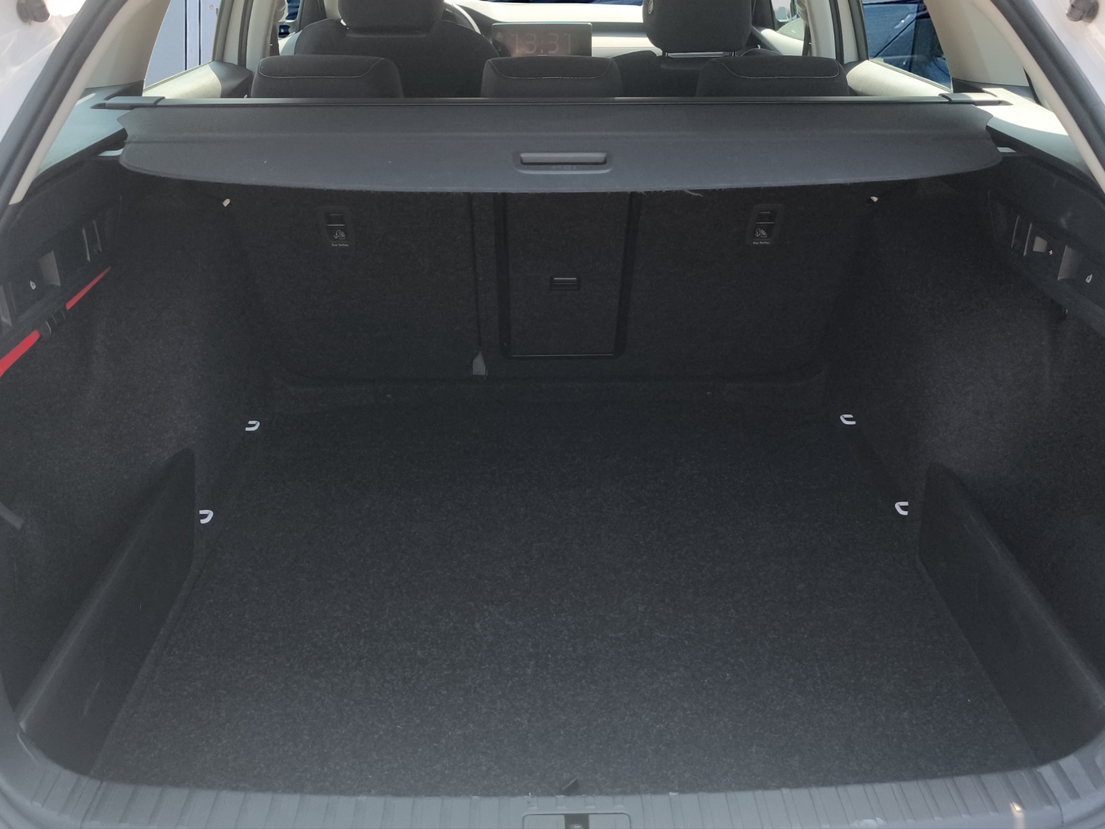 SKODA Octavia Combi 2.0 TDI DSG Ambition 4x4-image-14