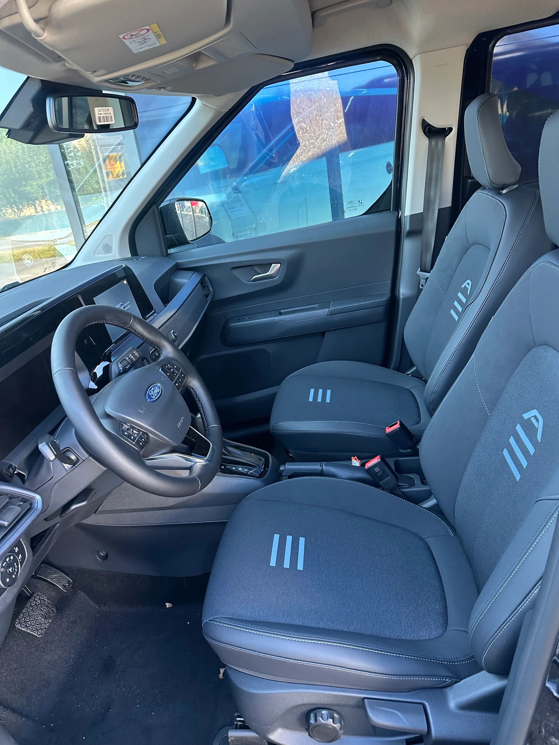 FORD TOURNEO COURIERier 1.0 EcoBoost A Active/125CV/Aut.-image-9