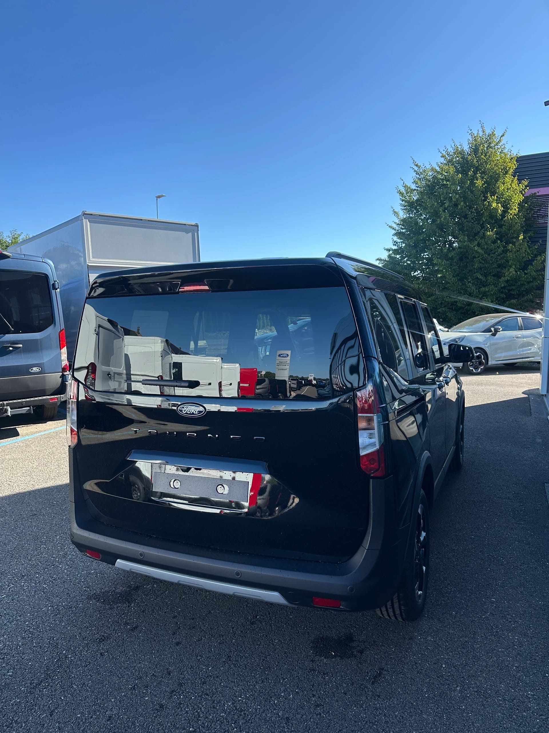 FORD TOURNEO COURIERier 1.0 EcoBoost A Active/125CV/Aut.-image-6