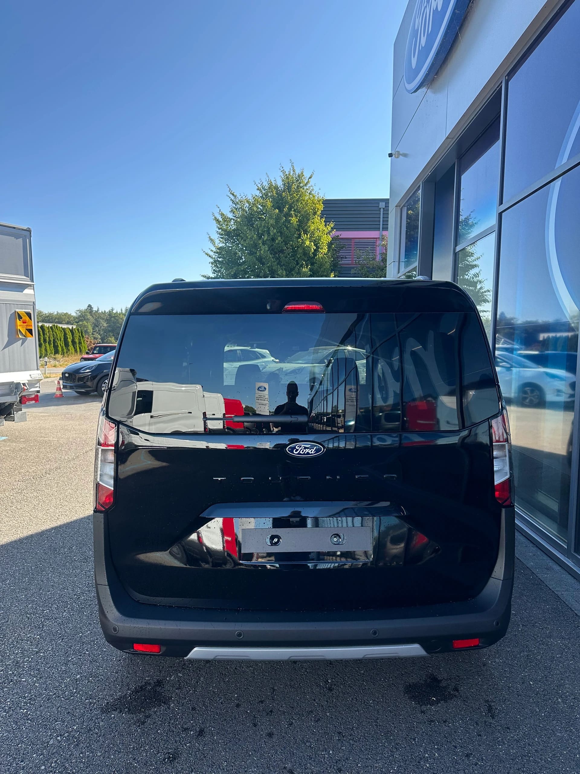 FORD TOURNEO COURIERier 1.0 EcoBoost A Active/125CV/Aut.-image-4