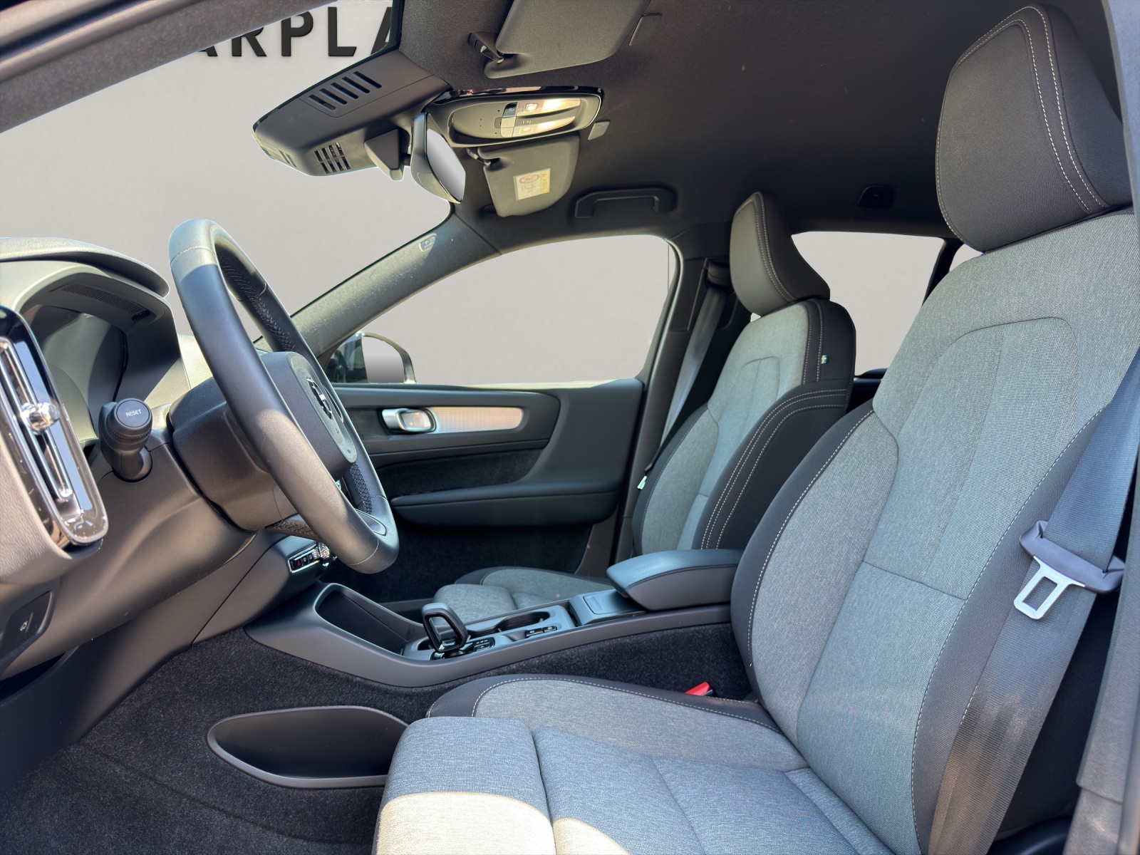 VOLVO XC40 2.0 B3 MH Core-image-8
