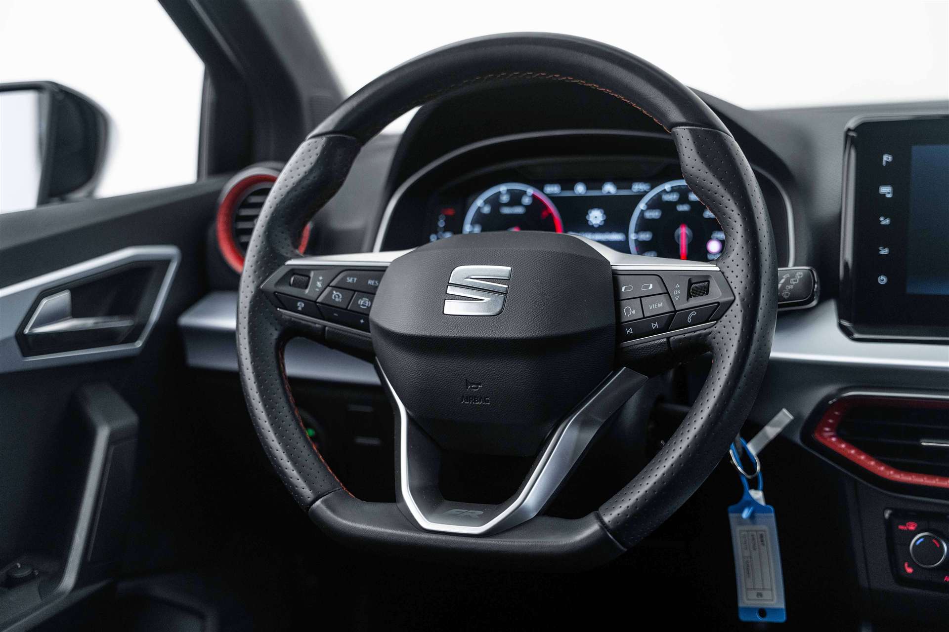 SEAT SEAT Arona 1.5 Eco TSI FR DSG-image-9