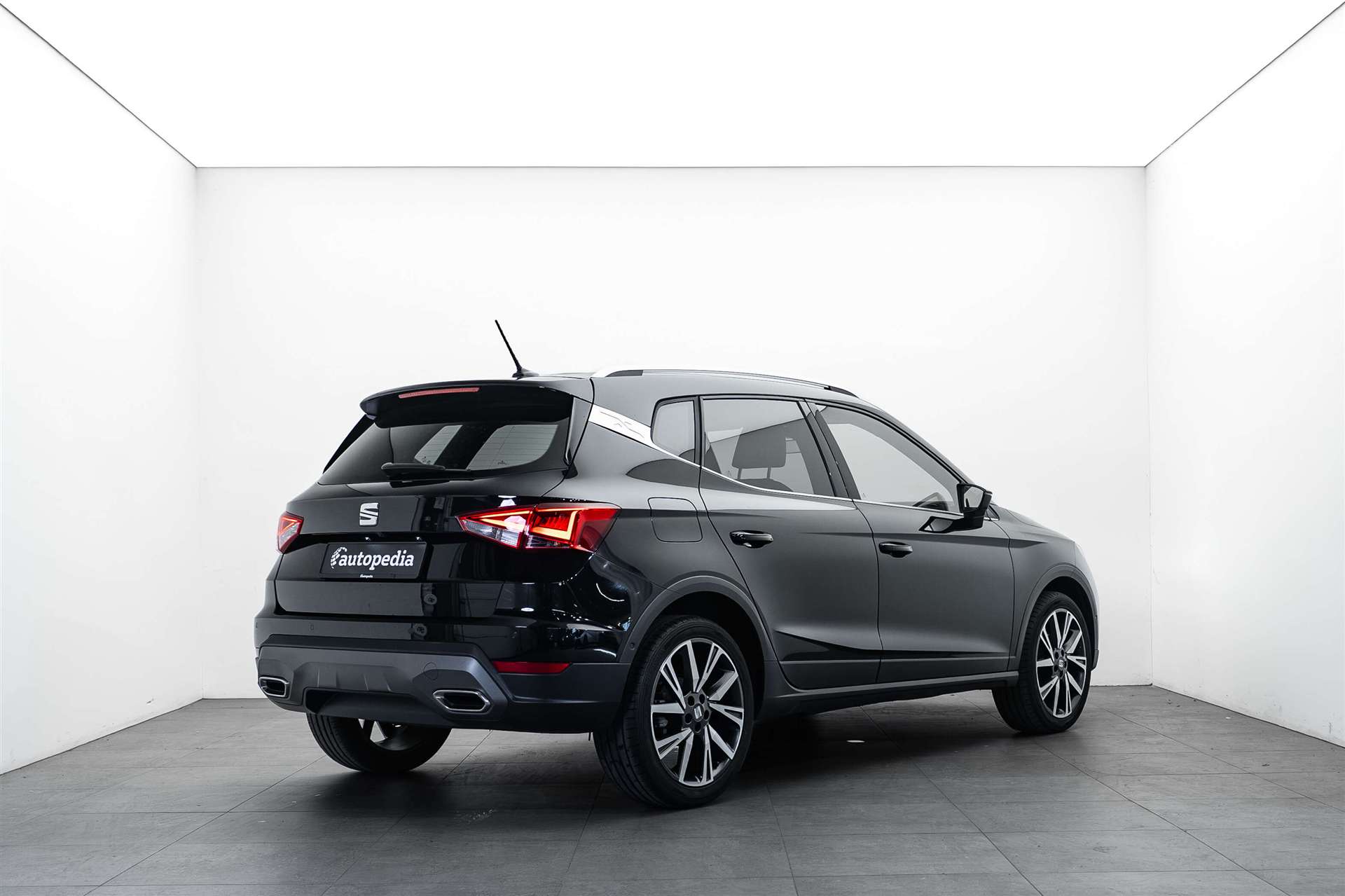 SEAT SEAT Arona 1.5 Eco TSI FR DSG-showroom-element-2