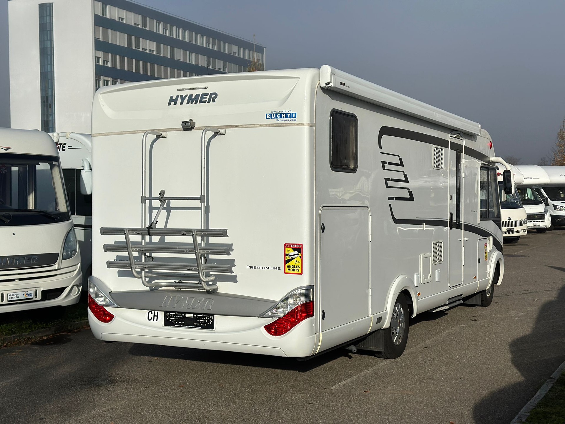 HYMER B 704*** ein absoluter Klassiker unter den vollintegrierten Oberklasse-Wohnmobilen***-showroom-element-2