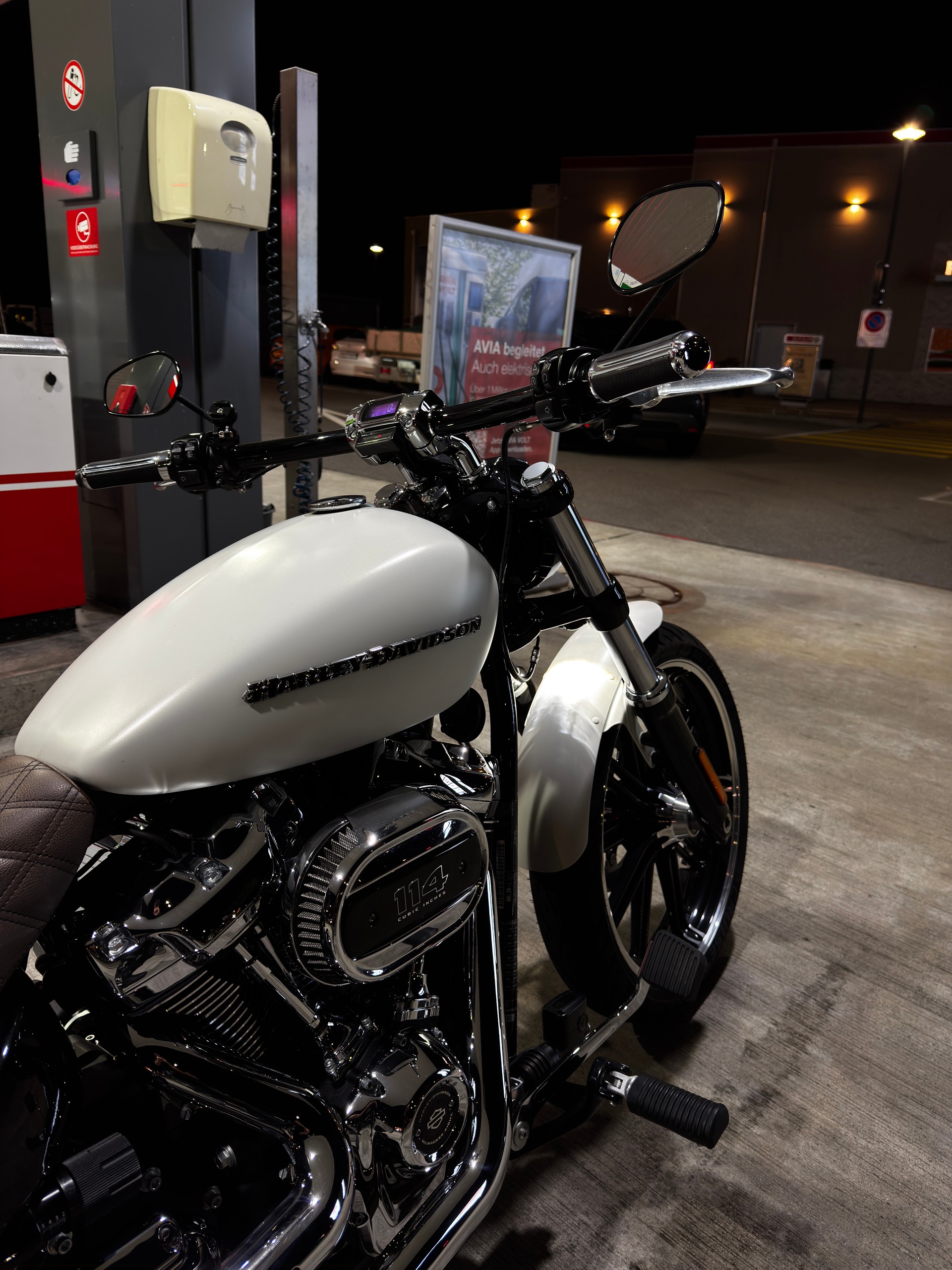 HARLEY-DAVIDSON FXBRS Breakout 114 ABS-image-5