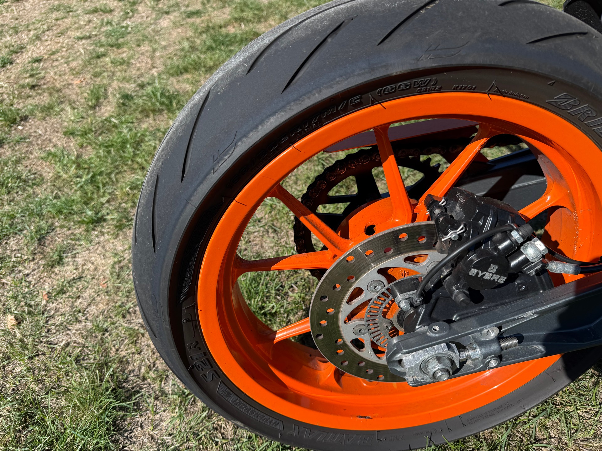 KTM 390 Duke ABS-image-3