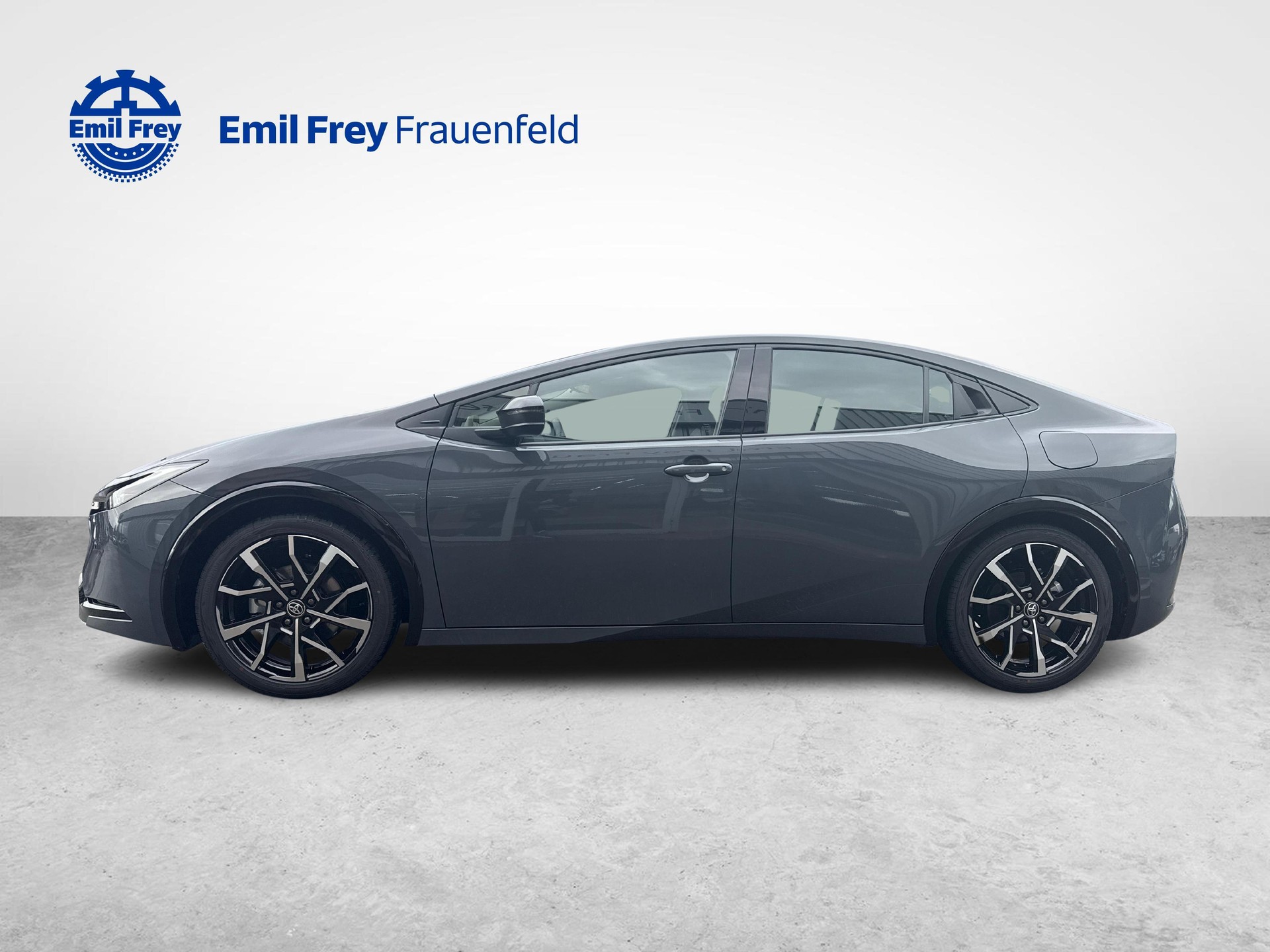TOYOTA Prius 2.0 Plug-In-Hybrid Style-showroom-element-1
