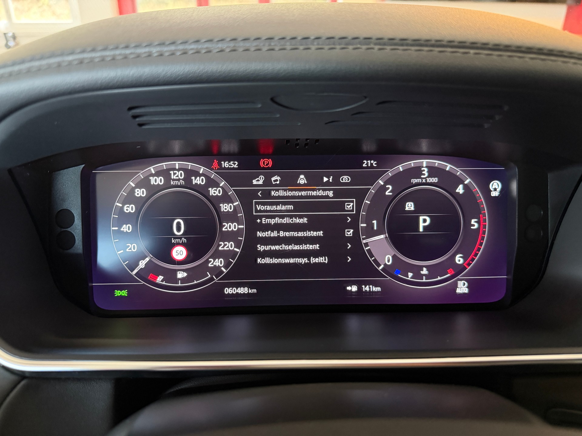 LAND ROVER Range Rover Sport D300 3.0D I6 MHEV HSE Dynamic Automatic-image-28