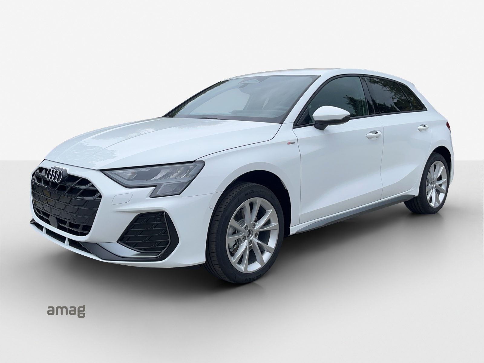 AUDI A3 Sportback TFSI 110 kW S line S tronic