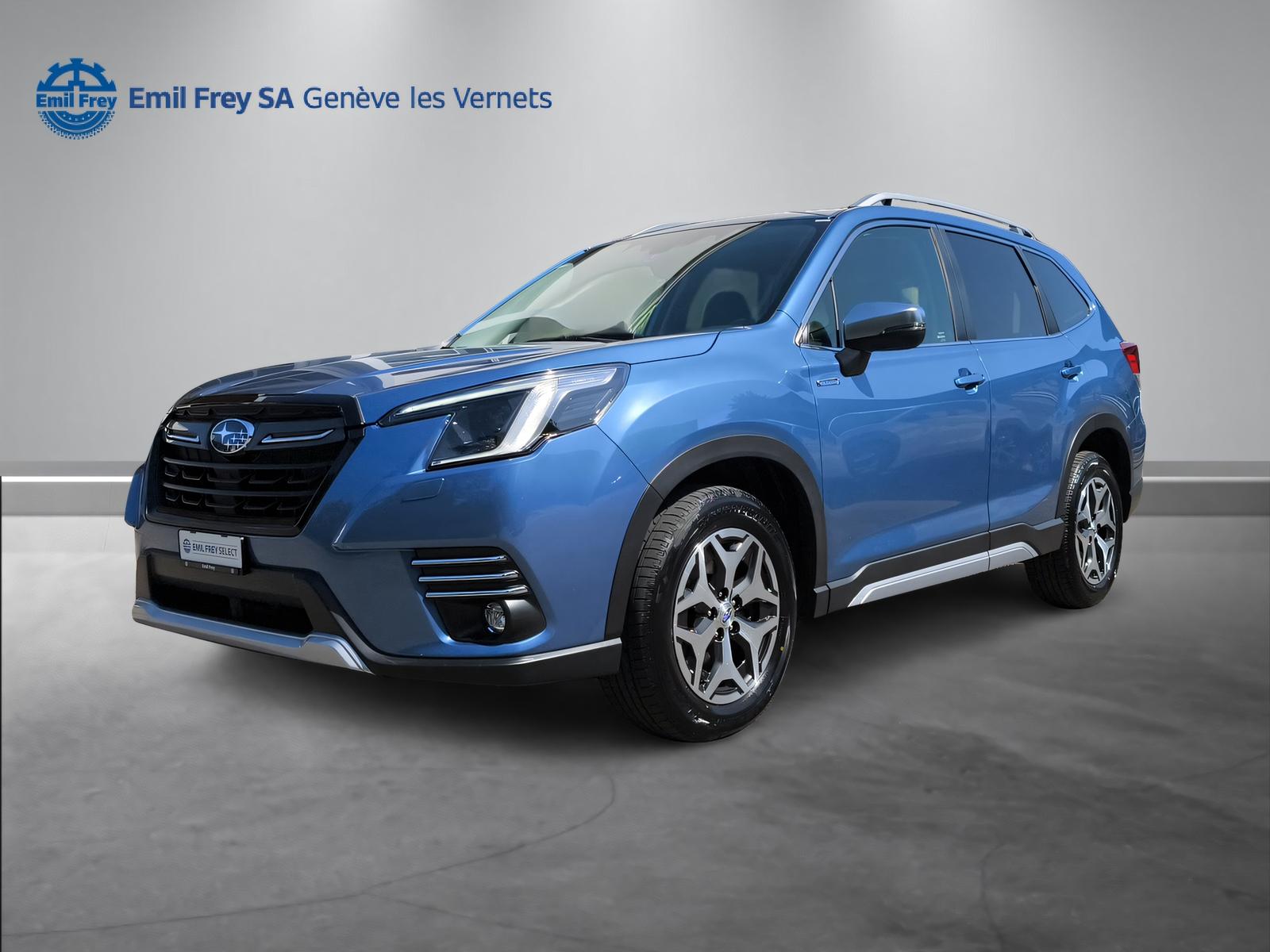 SUBARU Forester Station 2.0i e-Boxer Swiss Plus