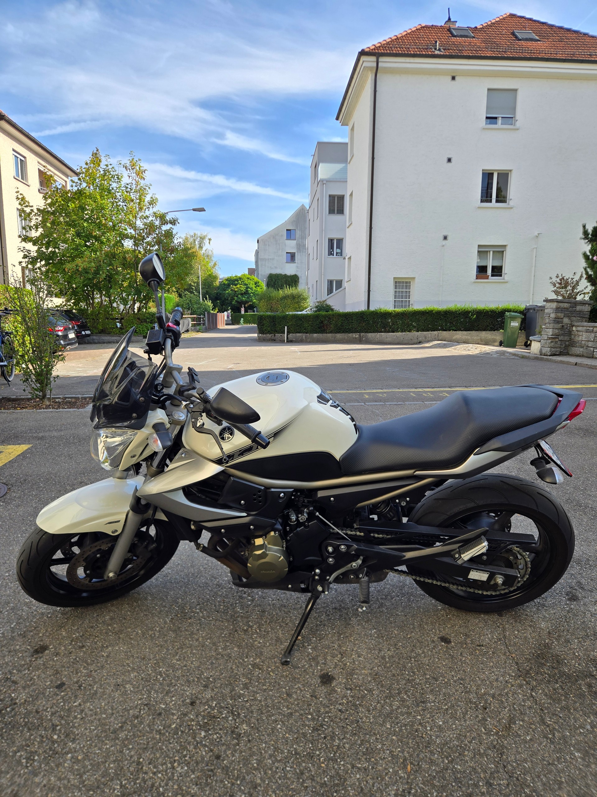 YAMAHA XJ 6 N ABS-image-3