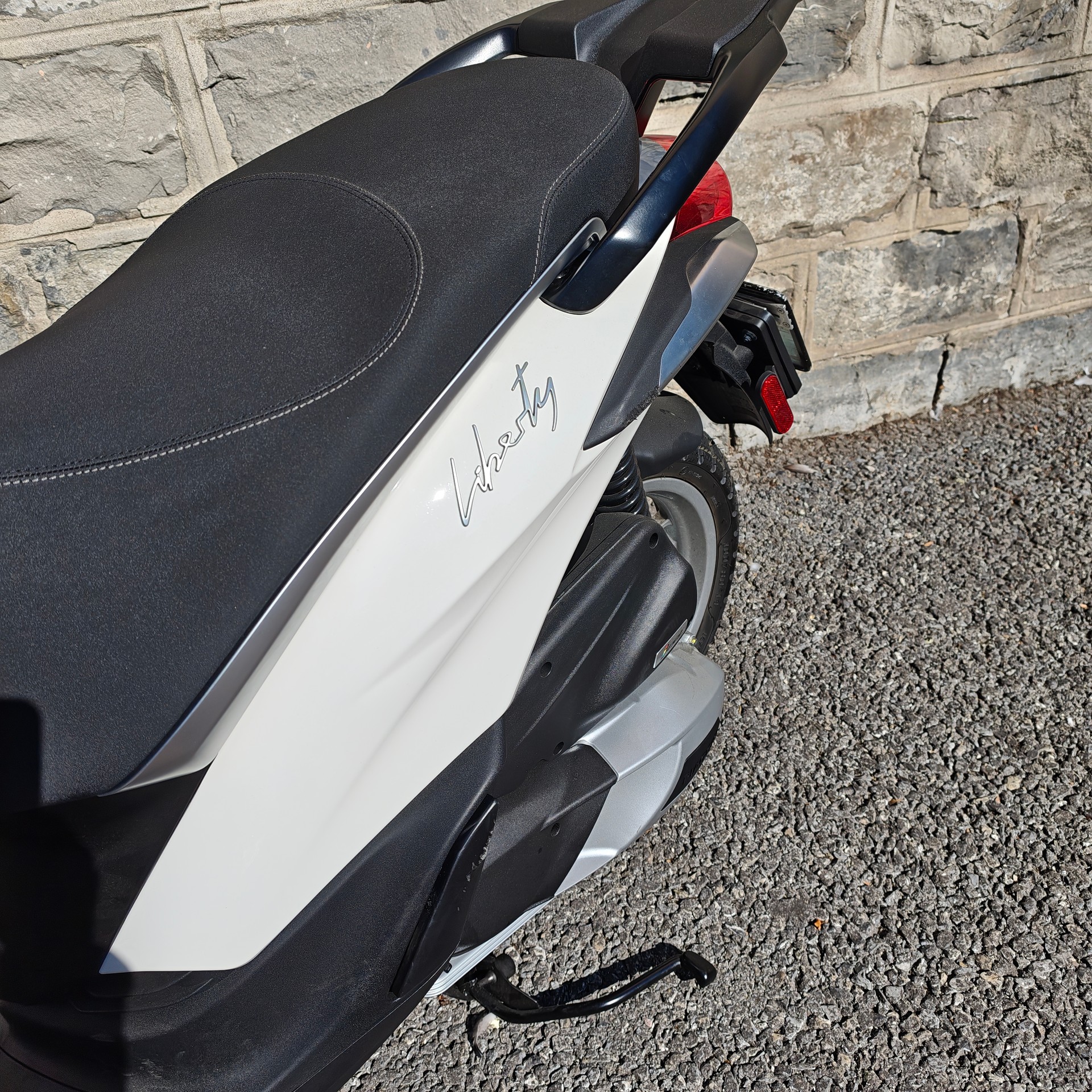 PIAGGIO Liberty 125 E5+-image-5
