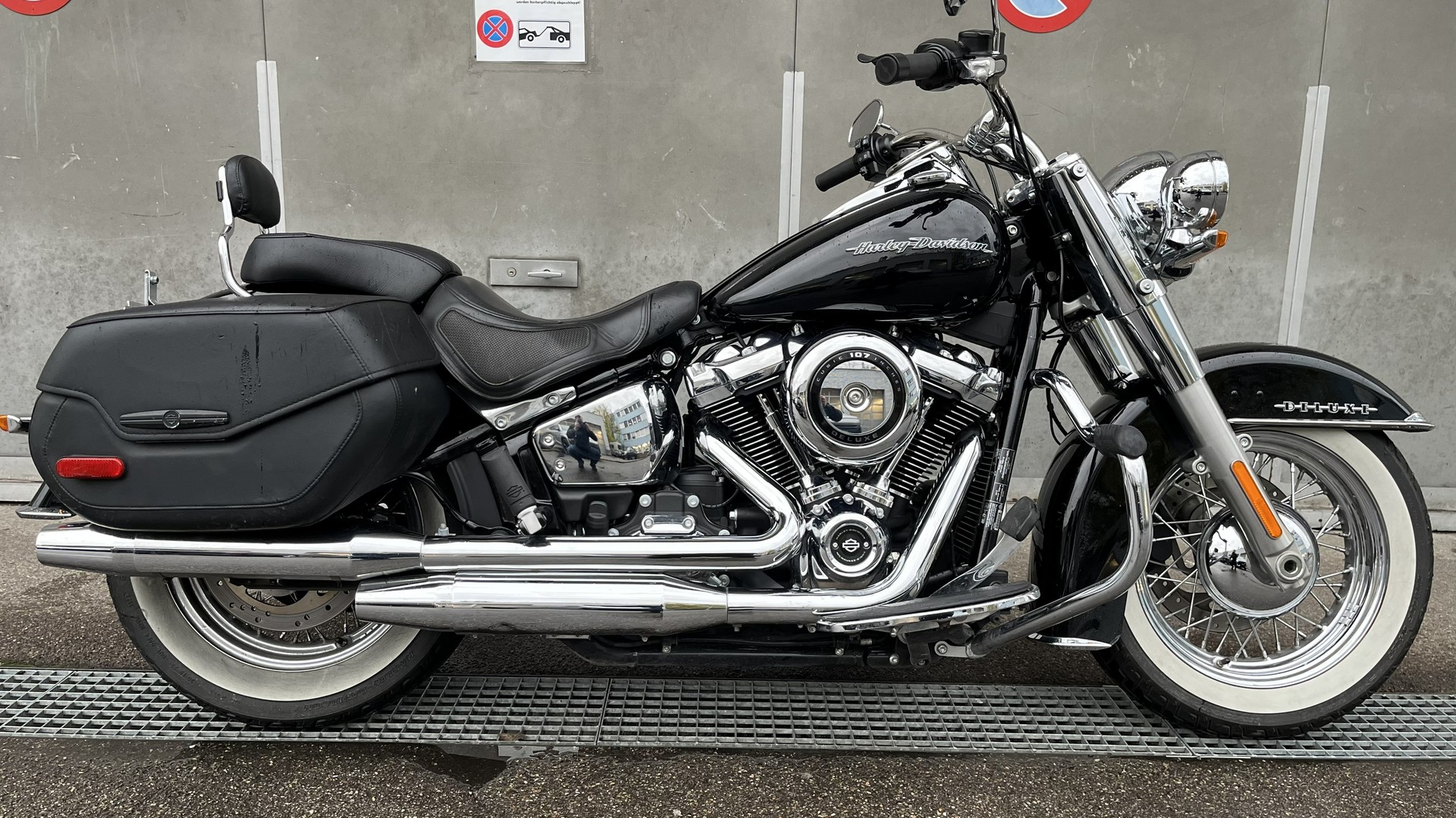 HARLEY-DAVIDSON FLDE Deluxe 107 ABS-image-0