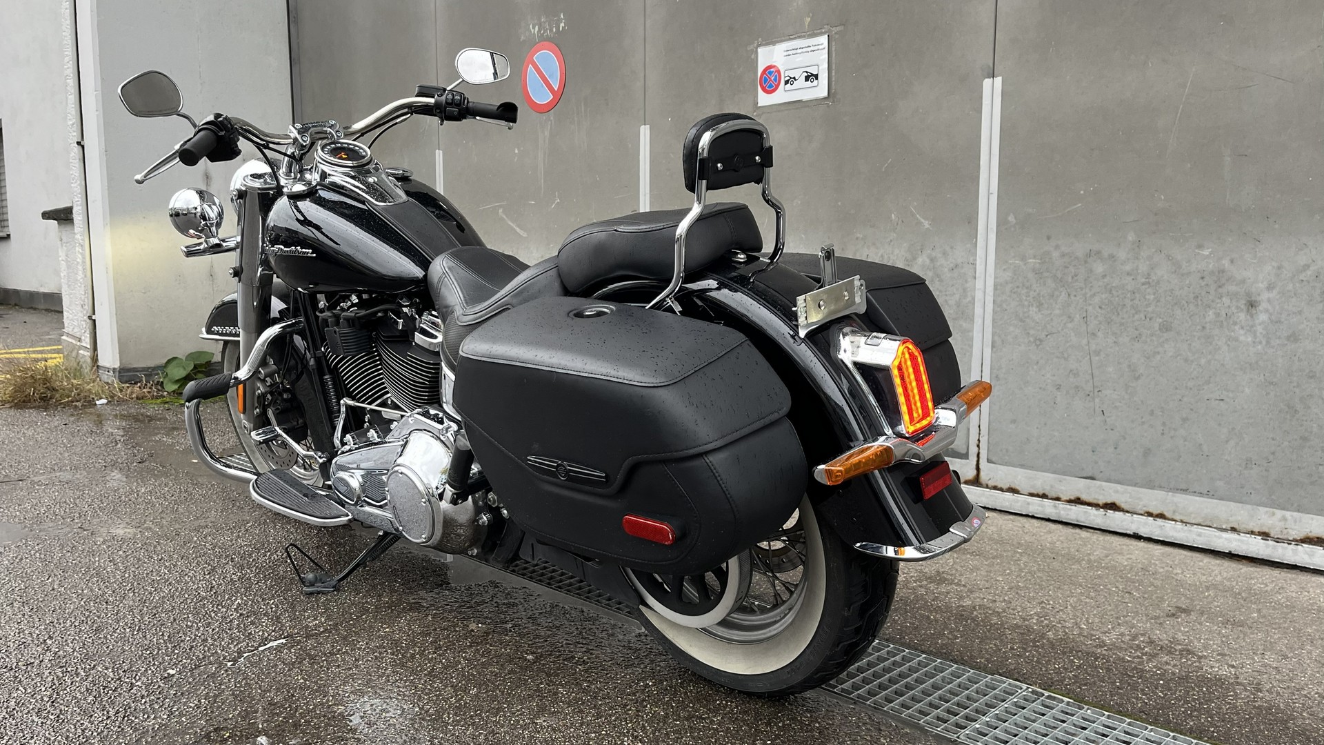 HARLEY-DAVIDSON FLDE Deluxe 107 ABS-image-7