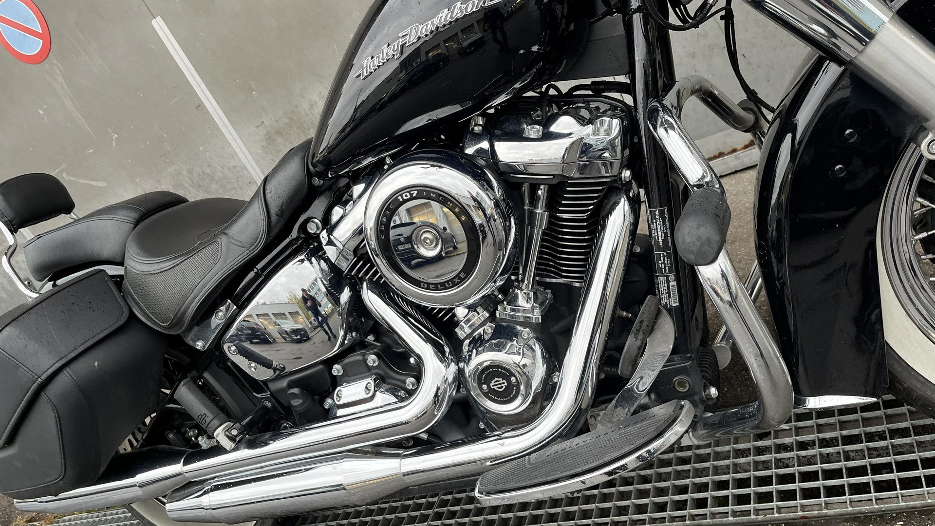 HARLEY-DAVIDSON FLDE Deluxe 107 ABS-image-13