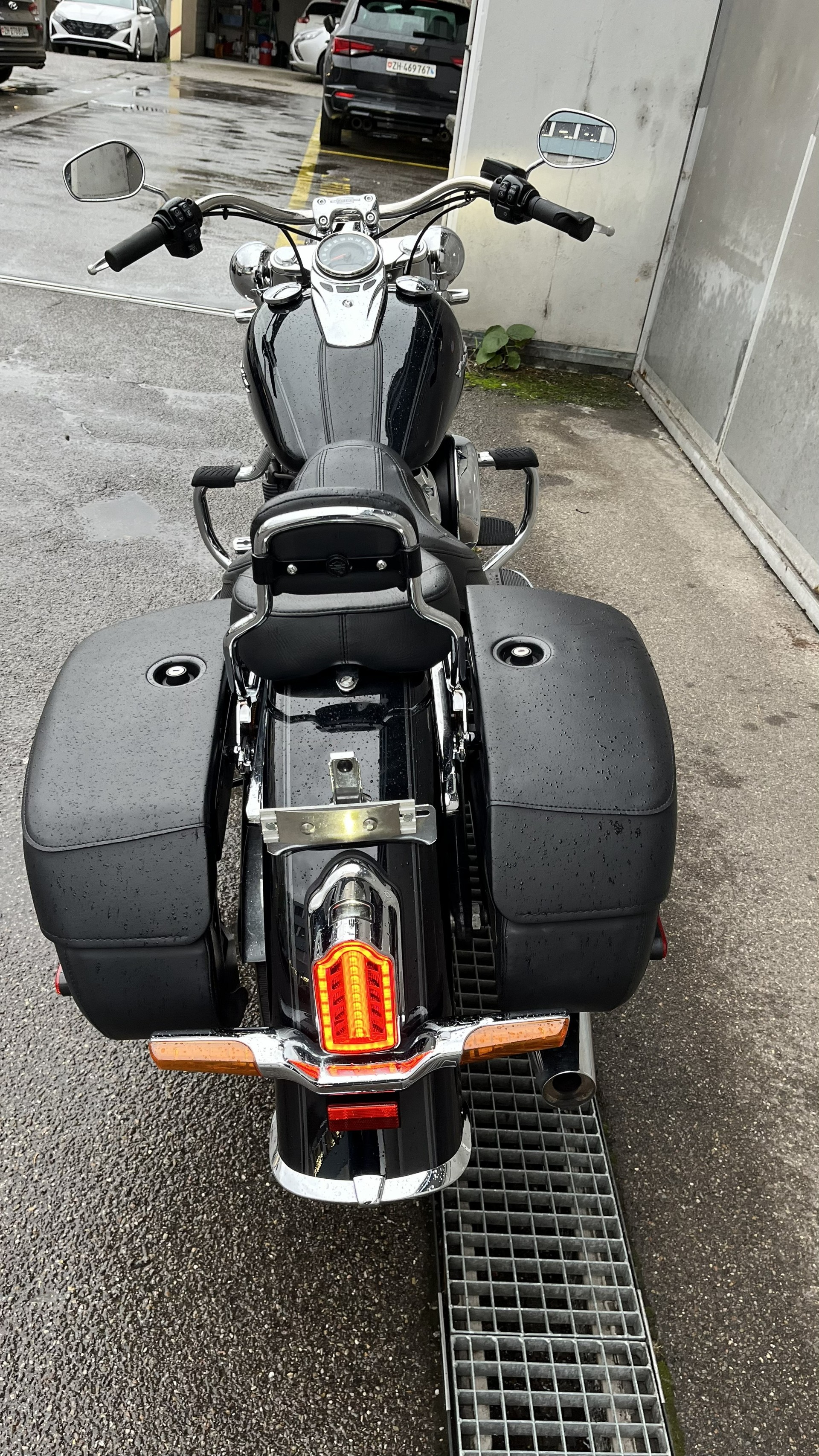 HARLEY-DAVIDSON FLDE Deluxe 107 ABS-image-9