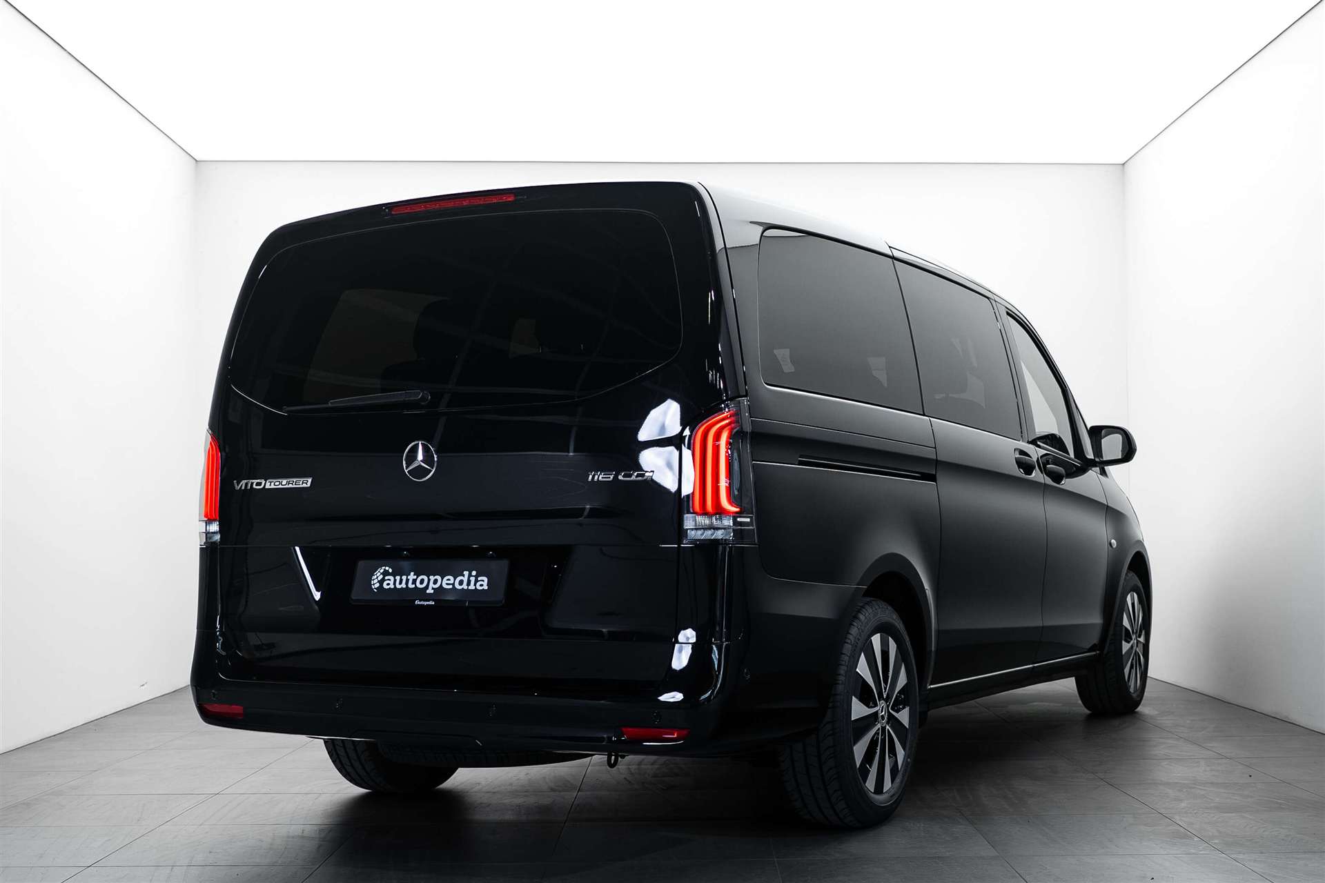 MERCEDES-BENZ MERCEDES-BENZ Vito 116 CDi 9-Plätzer Lang Select Tourer G-Tr. Automat-showroom-element-2