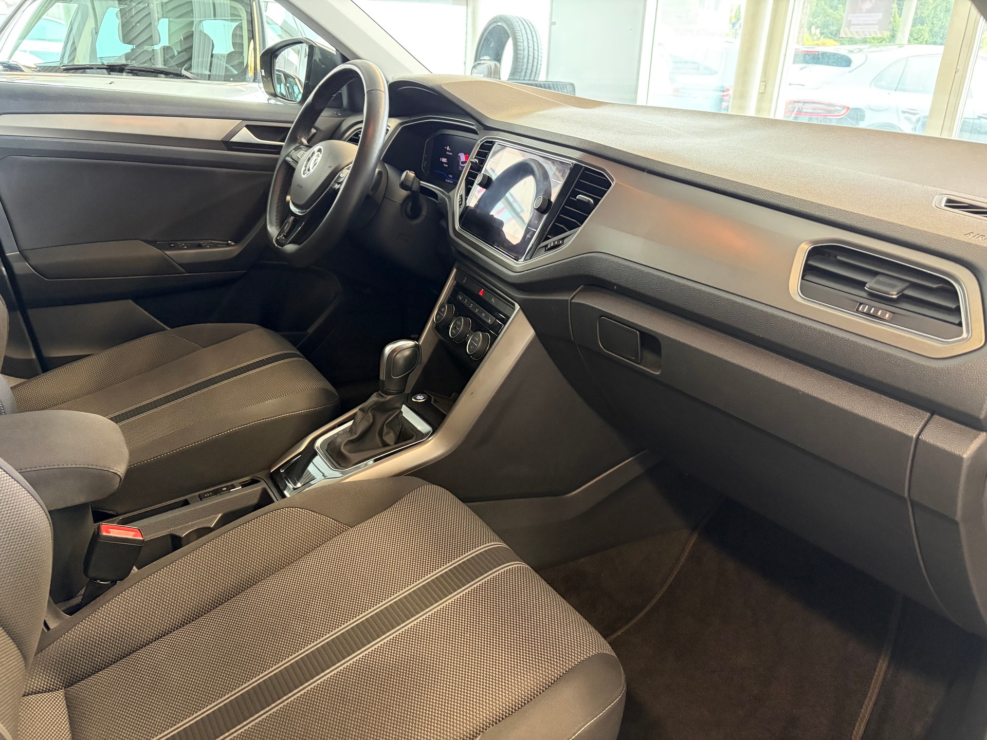 VW T-Roc 1.5 TSI EVO Advance DSG | Anhängerkupplung | Kamera | Winterpaket | Wireless App Connect |-image-30