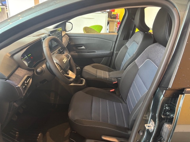 DACIA Sandero TCe 100 Journey-image-8