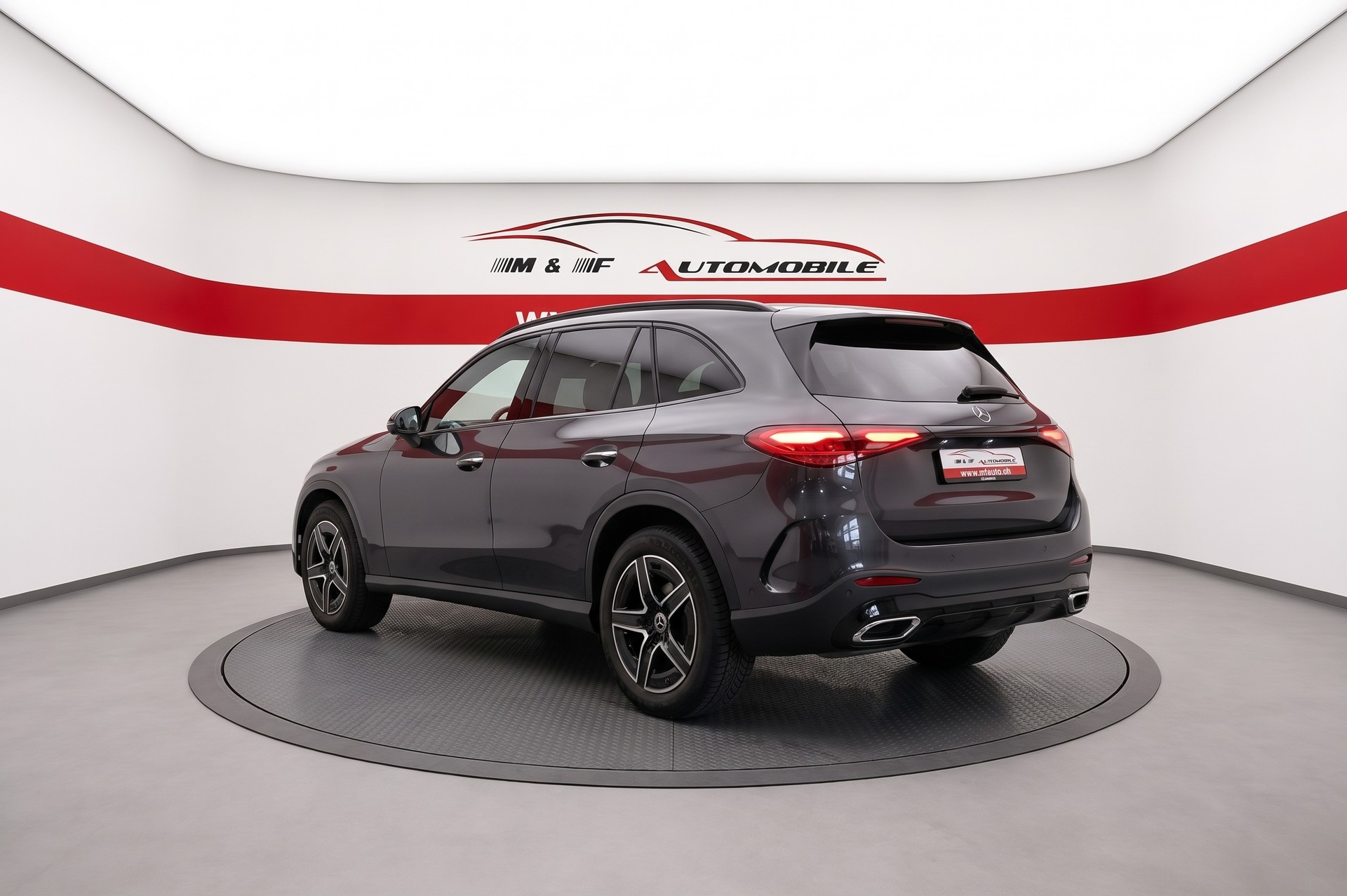 MERCEDES-BENZ GLC 220 d AMG Line 4matic * H FAHRZEUG AUS 1. HAND * GRATIS *-showroom-element-3