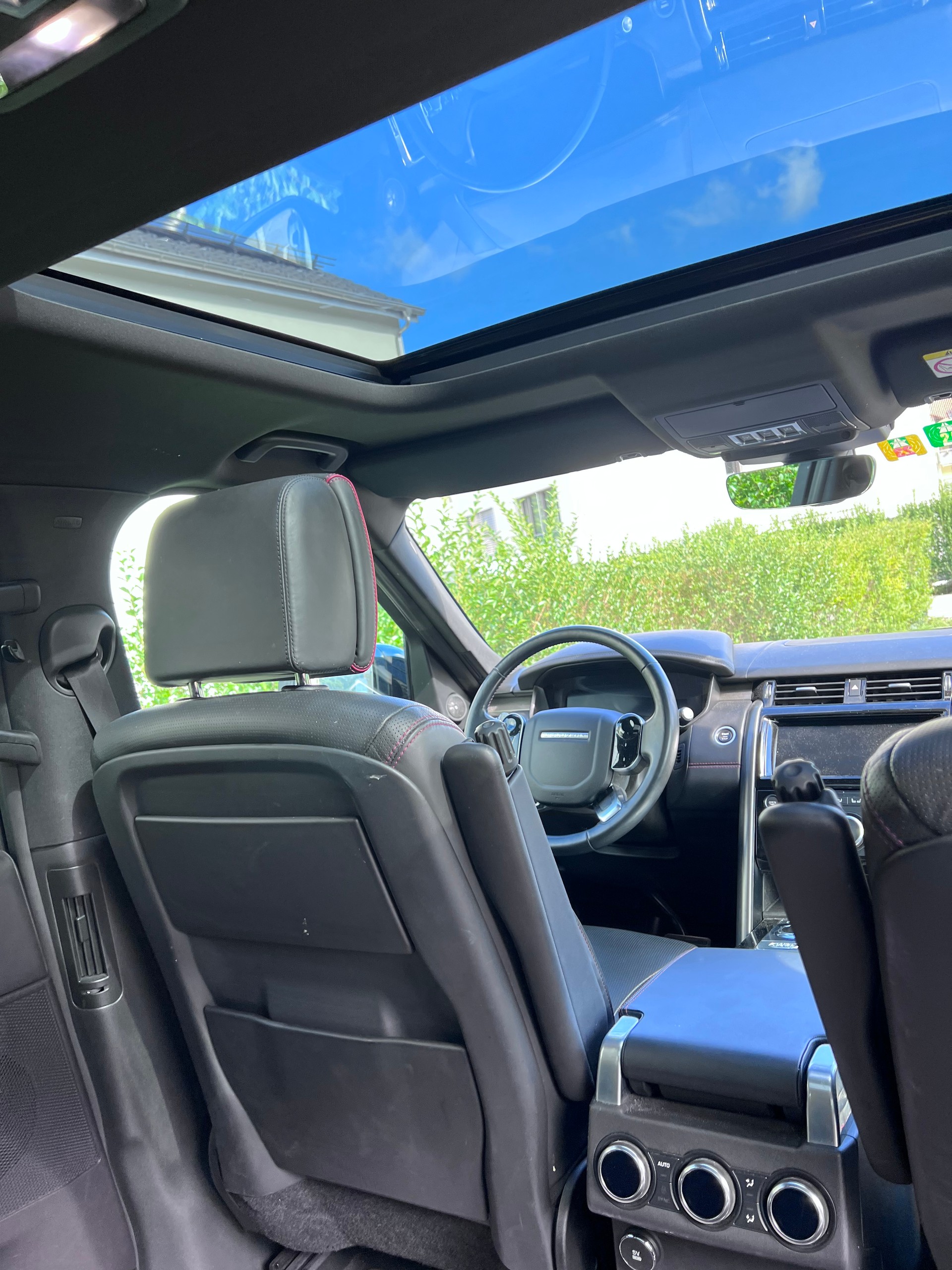LAND ROVER Discovery 3.0 SDV6 HSE Luxury Automatic-image-7