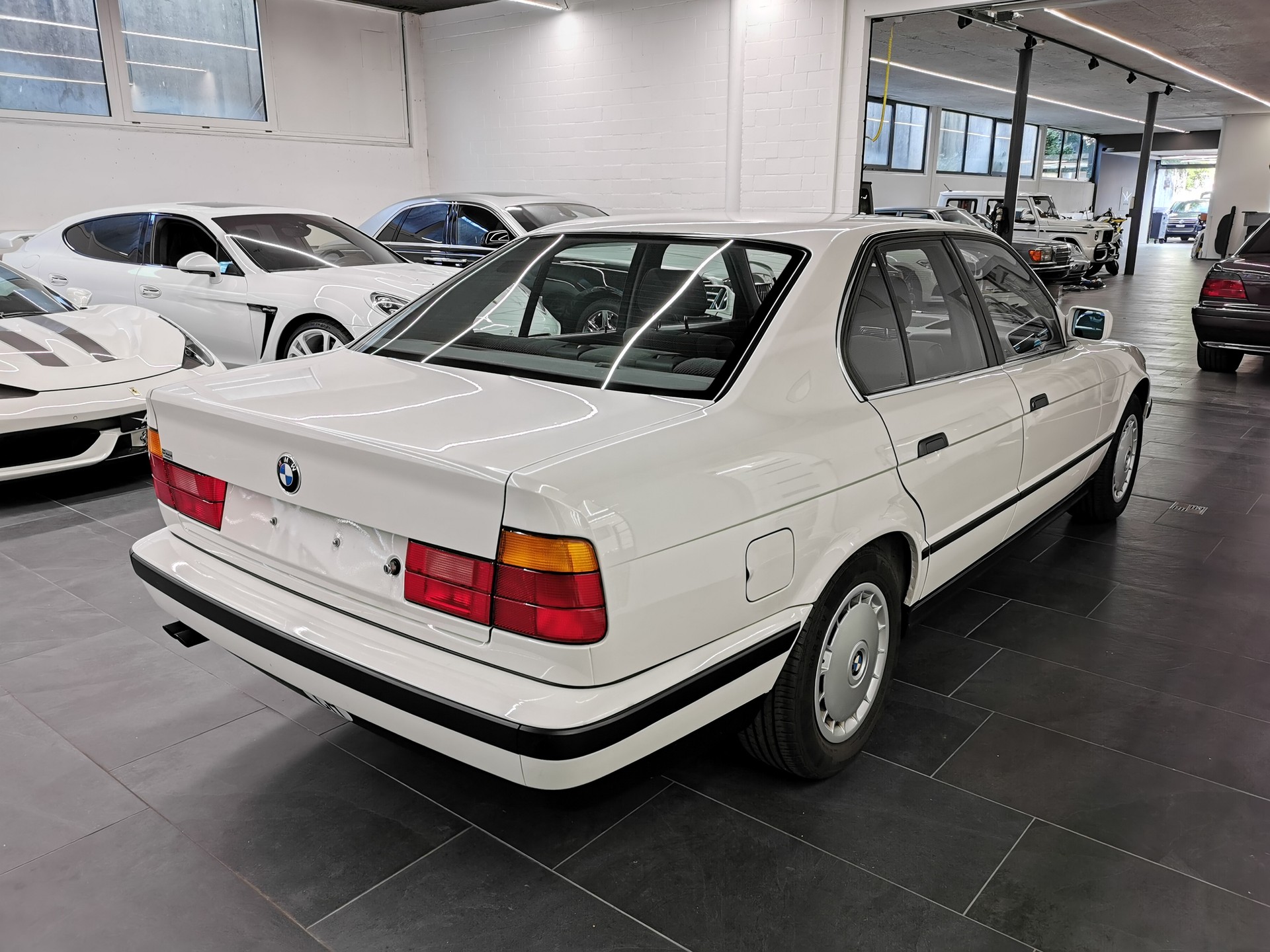 BMW 525i A Veteran OLDTIMER-image-6