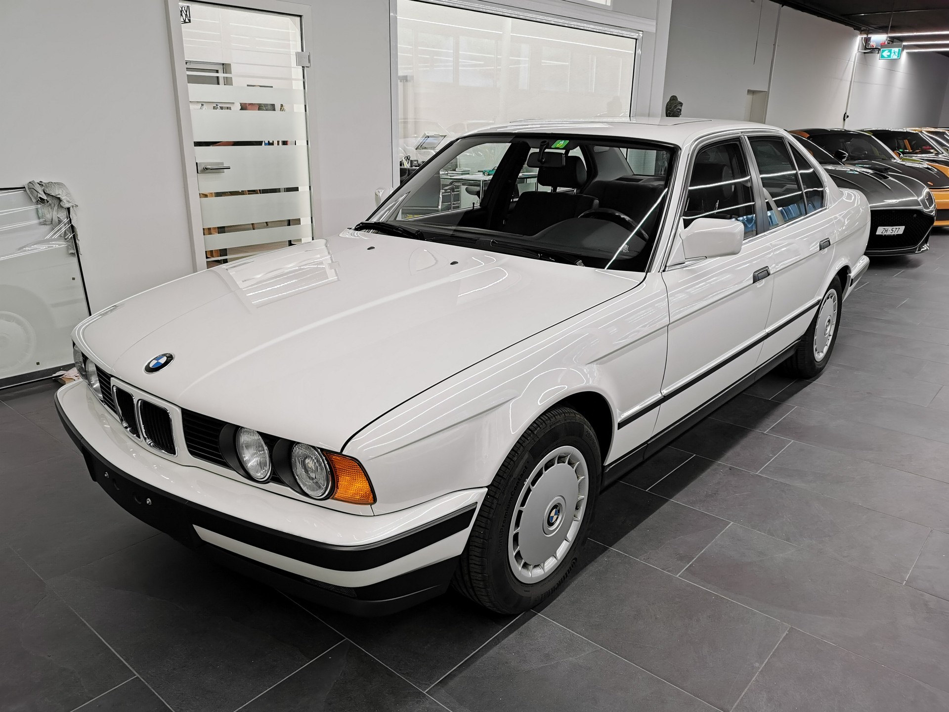 BMW 525i A Veteran OLDTIMER-image-2