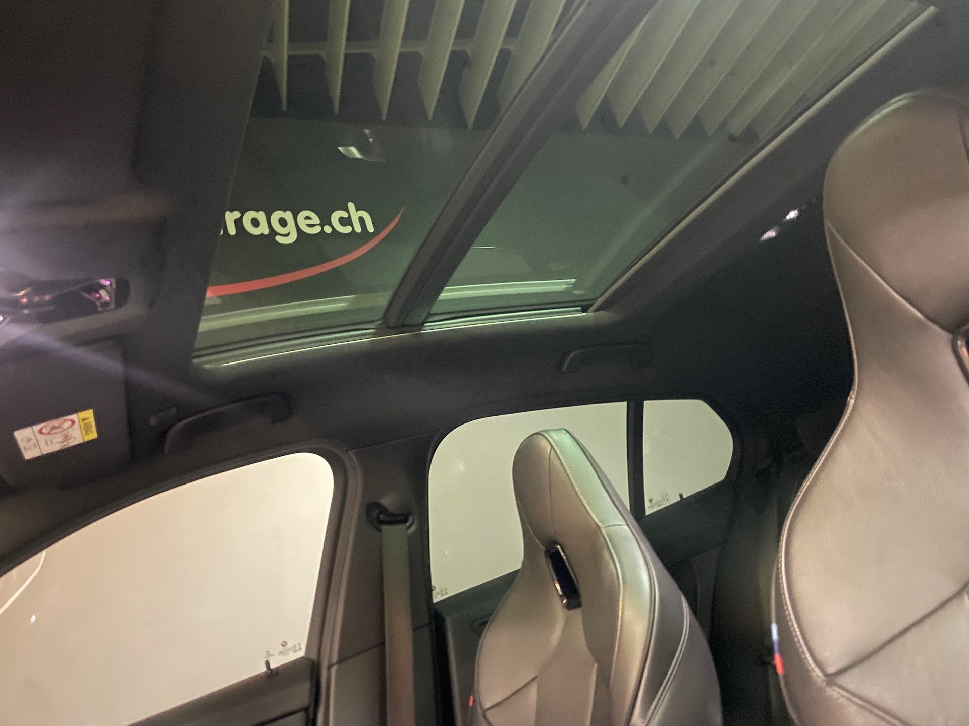 BMW M135i xDrive M-PERFOMANCE Steptronic SAG-image-6