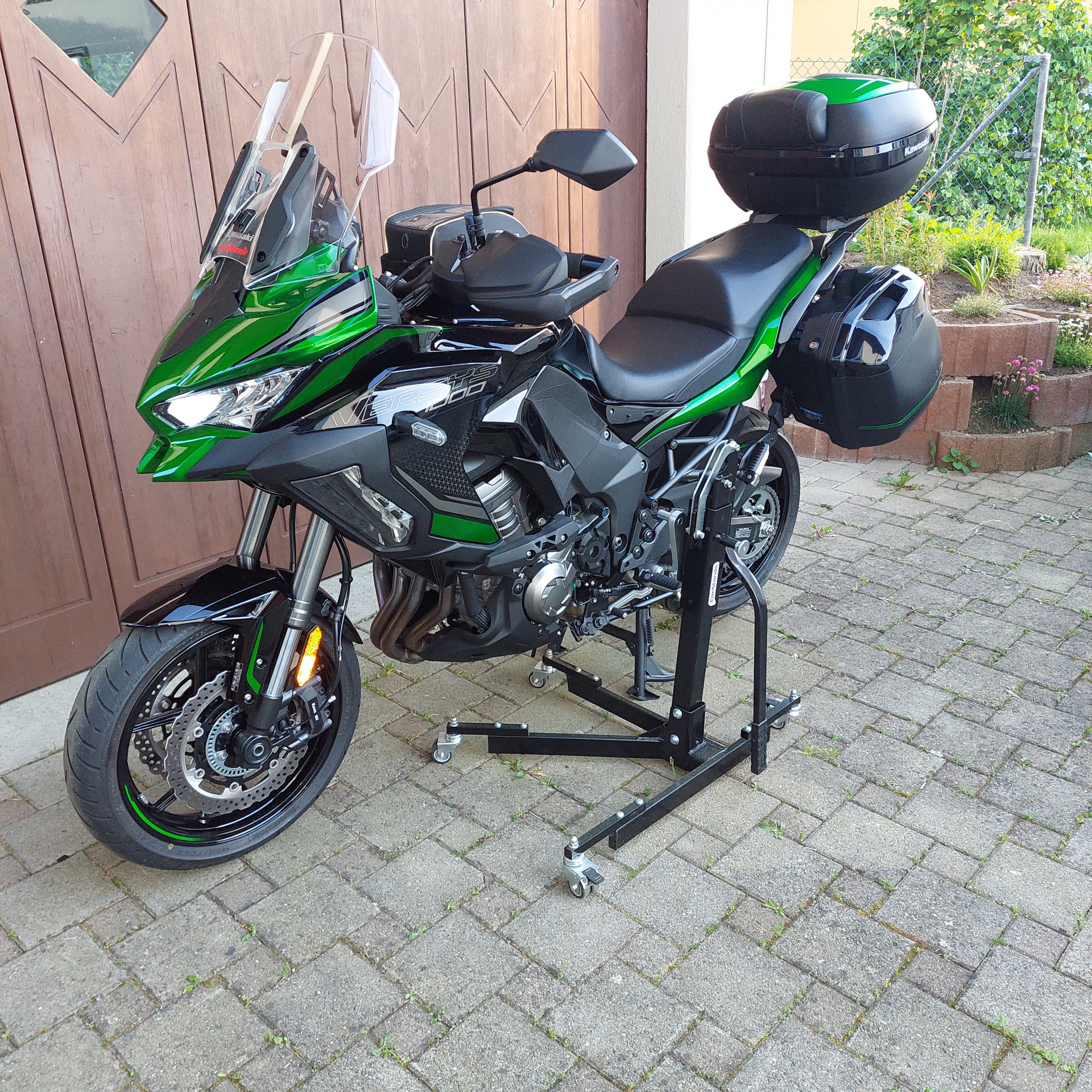 KAWASAKI Versys 1000 SE Grand Tourer ABS mit Leovinci Nero Auspuff-image-2