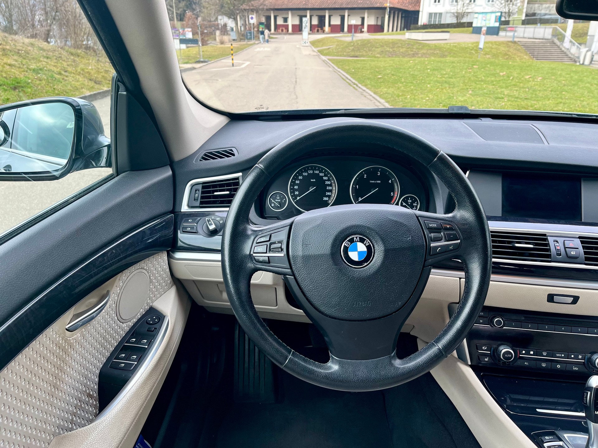 BMW 530d GT Steptronic-image-12