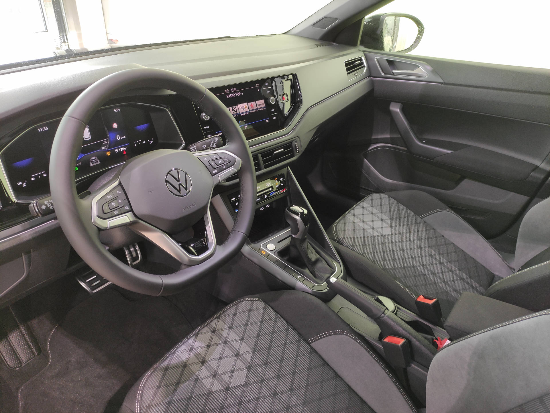 VW Taigo 1.5 TSI R-Line DSG-image-5