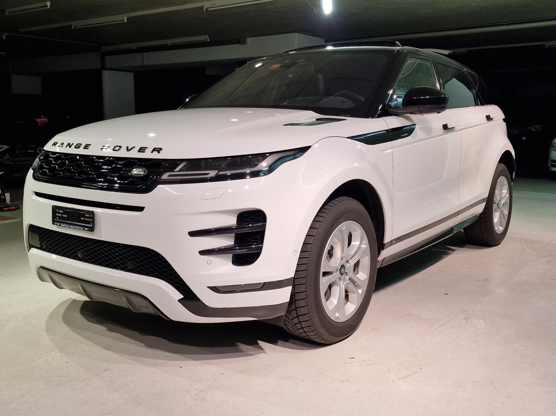 LAND ROVER Range Rover Evoque R-Dynamic P 300 SE AT9-image-1
