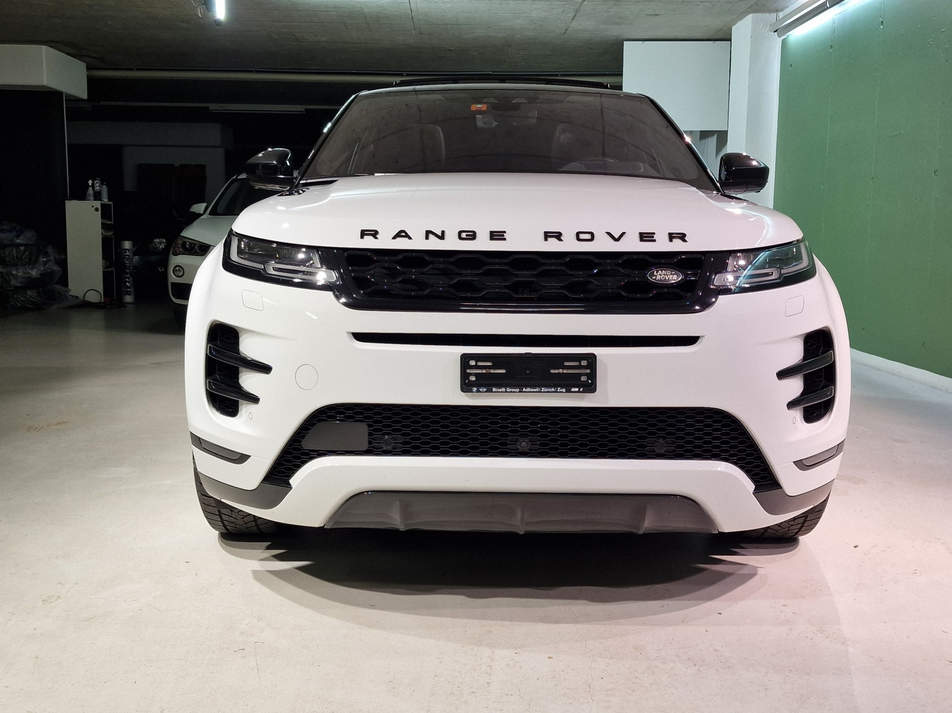 LAND ROVER Range Rover Evoque R-Dynamic P 300 SE AT9-image-2